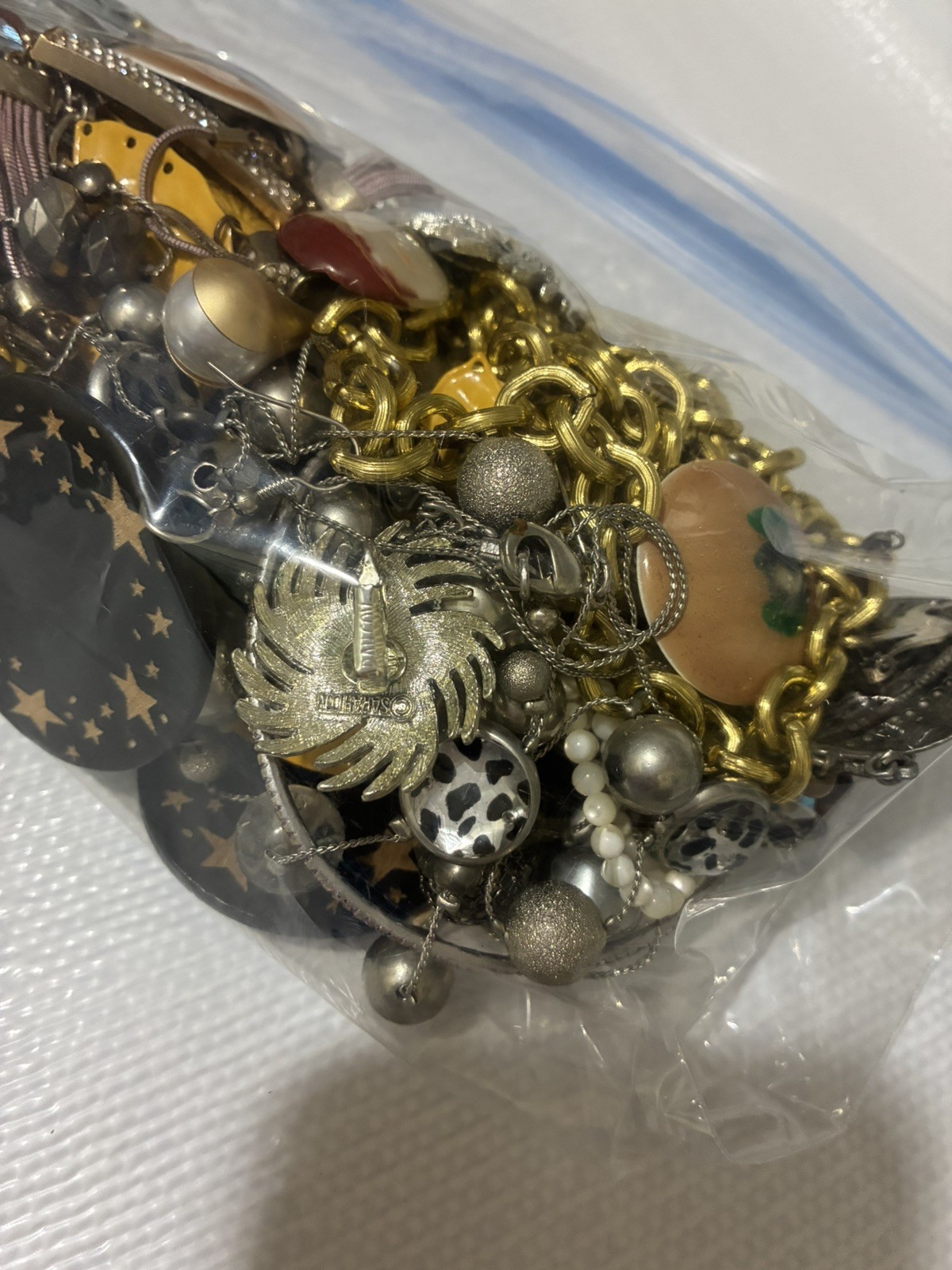 Mixed Costume Jewelry Lot Unsorted Variety Bag 1.48lb lot #4