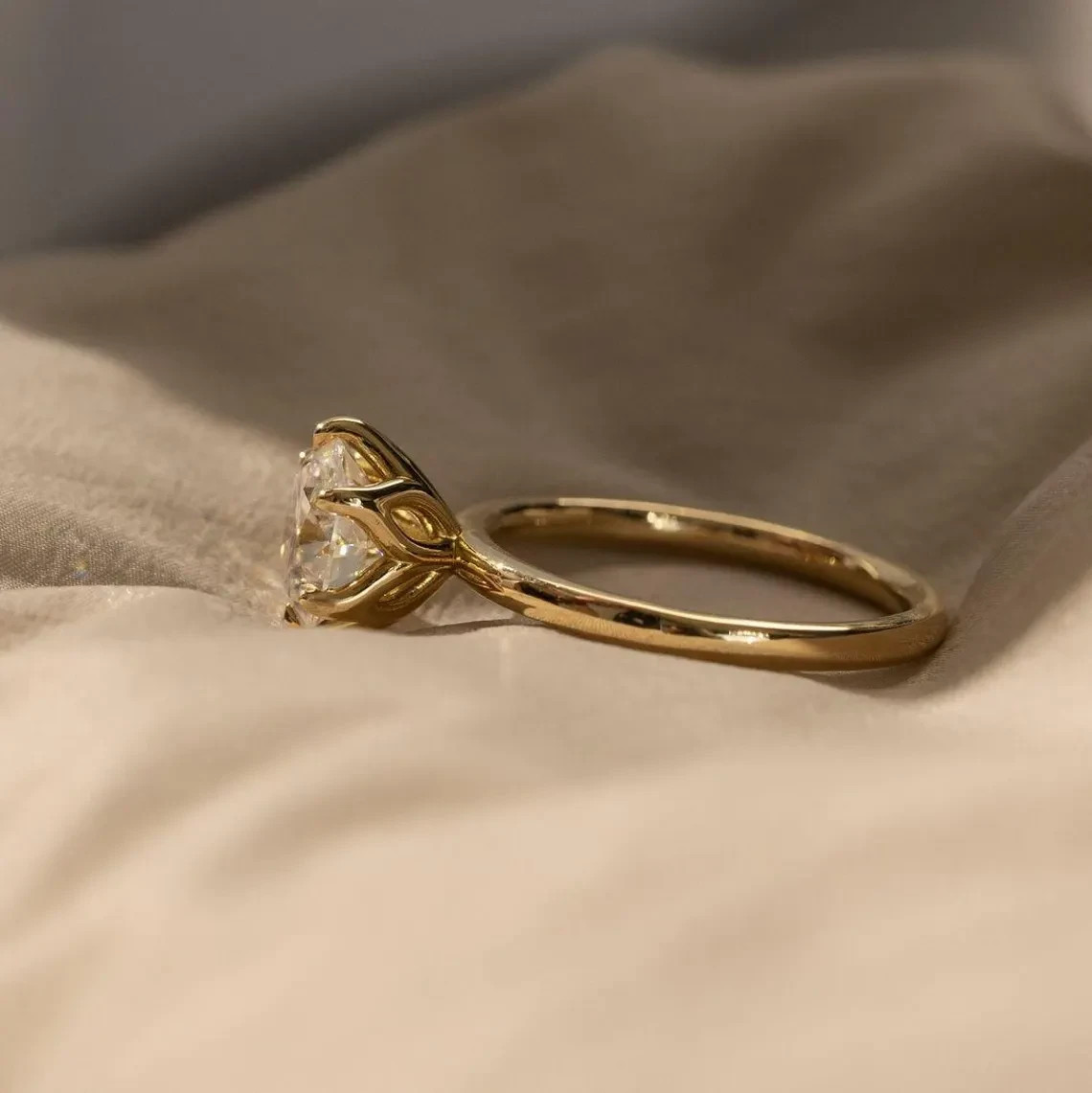 2.0Ctw Round Lab Grown/CVD IGI Certified Diamond Engagement Ring 14k Yellow Gold