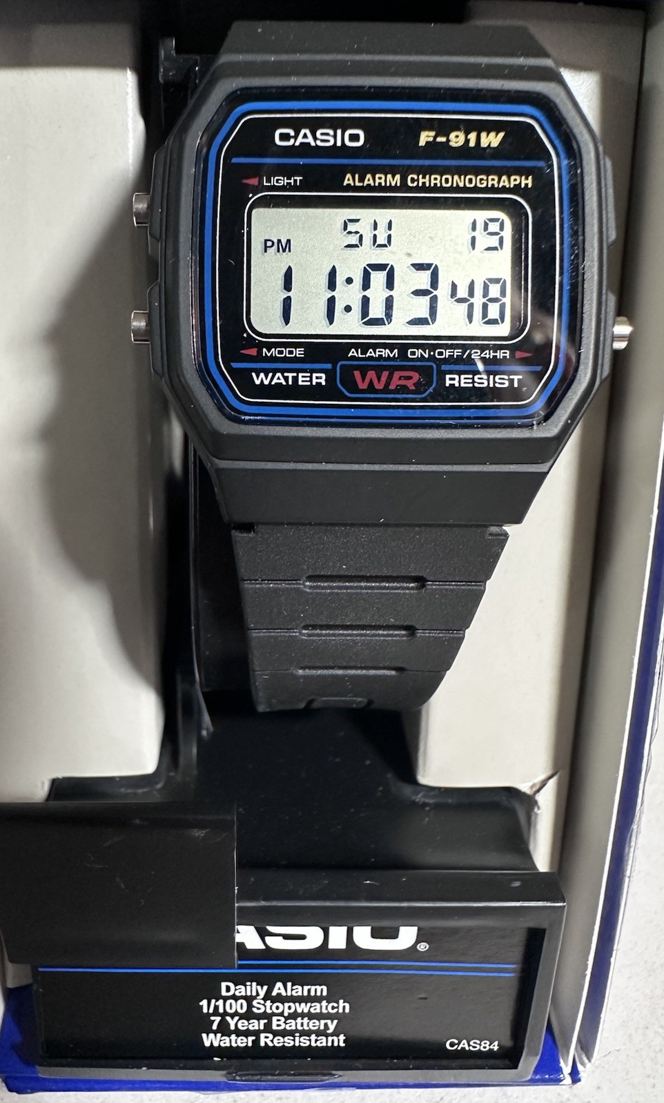 Casio F-91W Retro Digital Watch Black Resin Strap Alarm LED Light New In Box