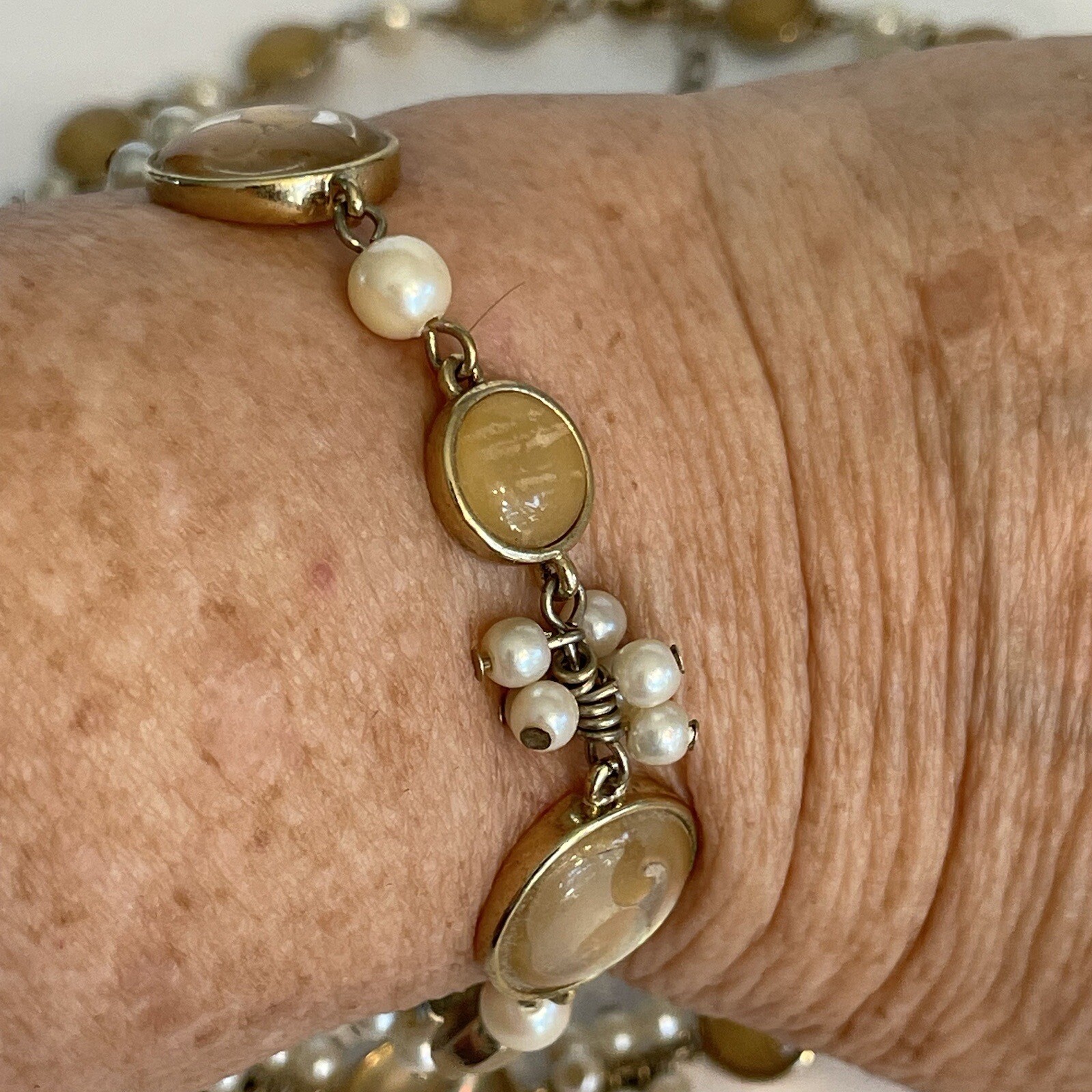 Demi Parure Pearl Amber Asian Resin Circle Necklace Moon Glow Open Work Set