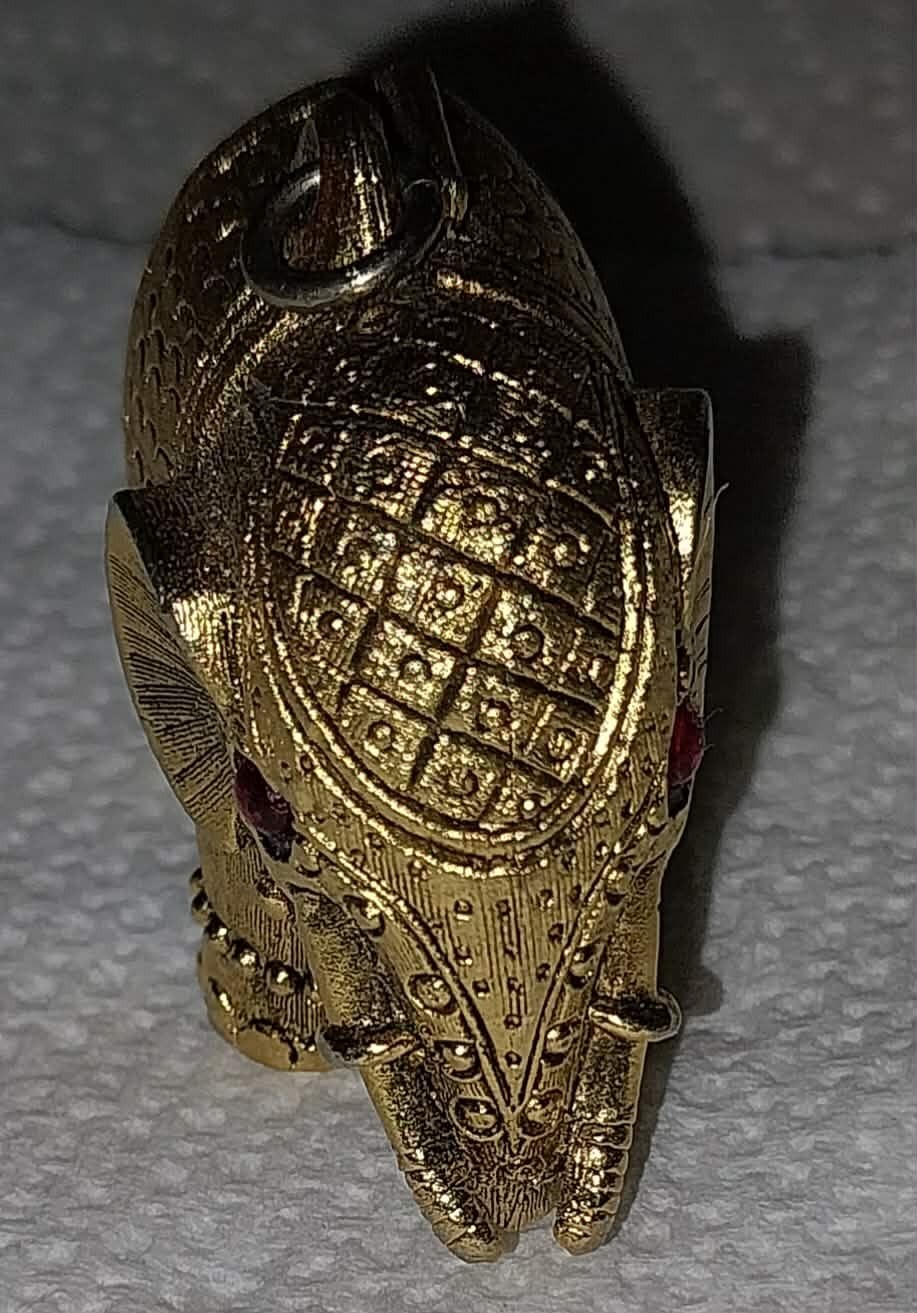 Vintage 1960s Tiny Tusker Elephant Solid Perfume Compact Pendant Necklace Locket