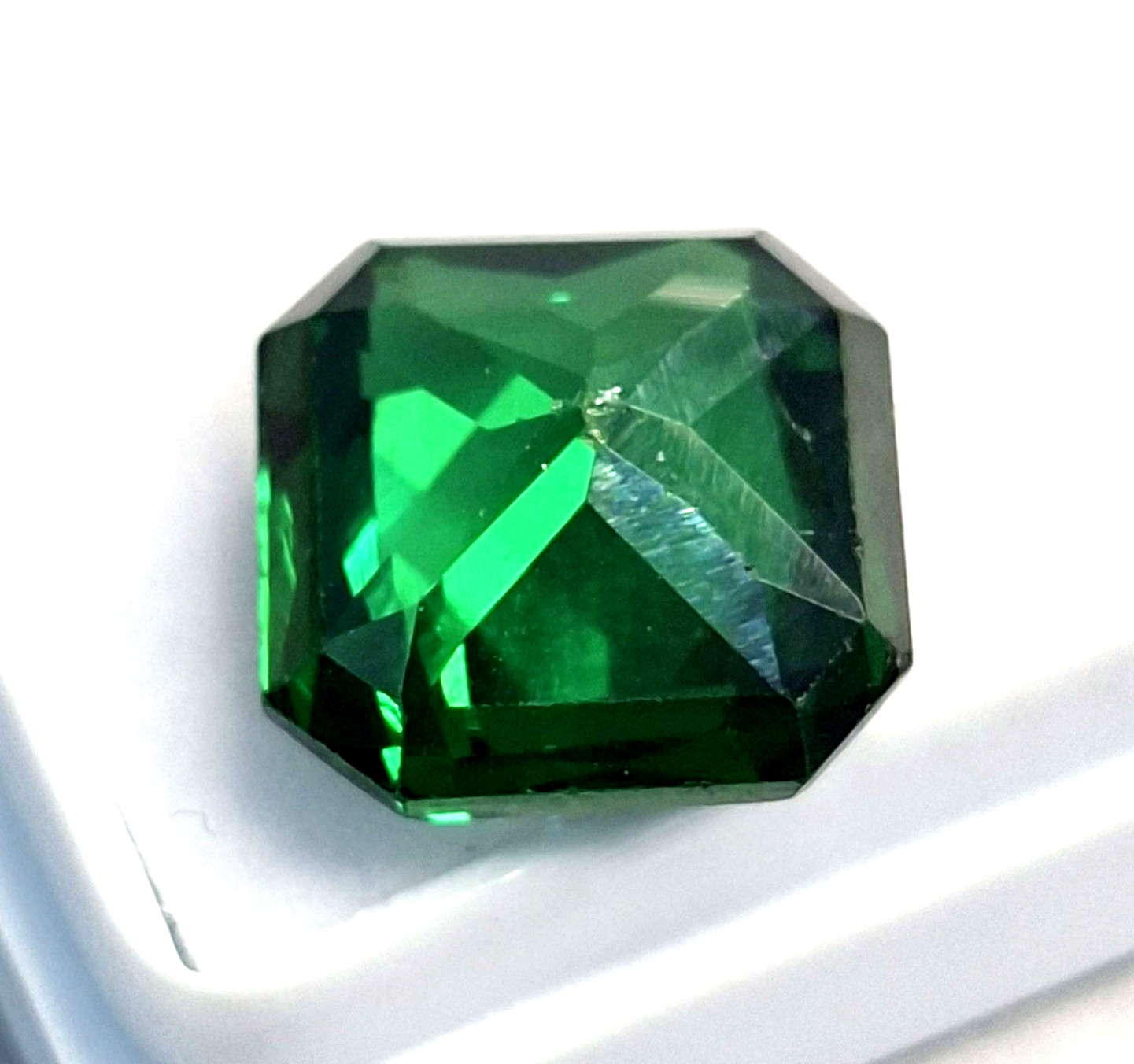 Natural Fabulous Green Tsavorite Asscher Cut 10-12 Ct Loose EGL Gemstone RK797