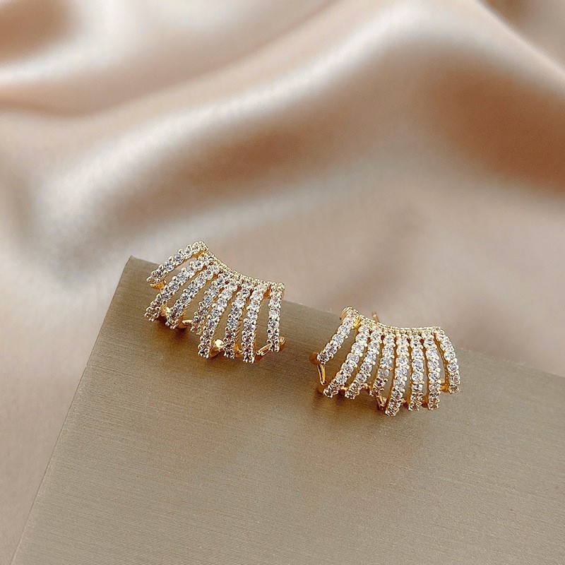 Full Of Diamond High-end Earrings Fashion Commuter Earrings Temperament