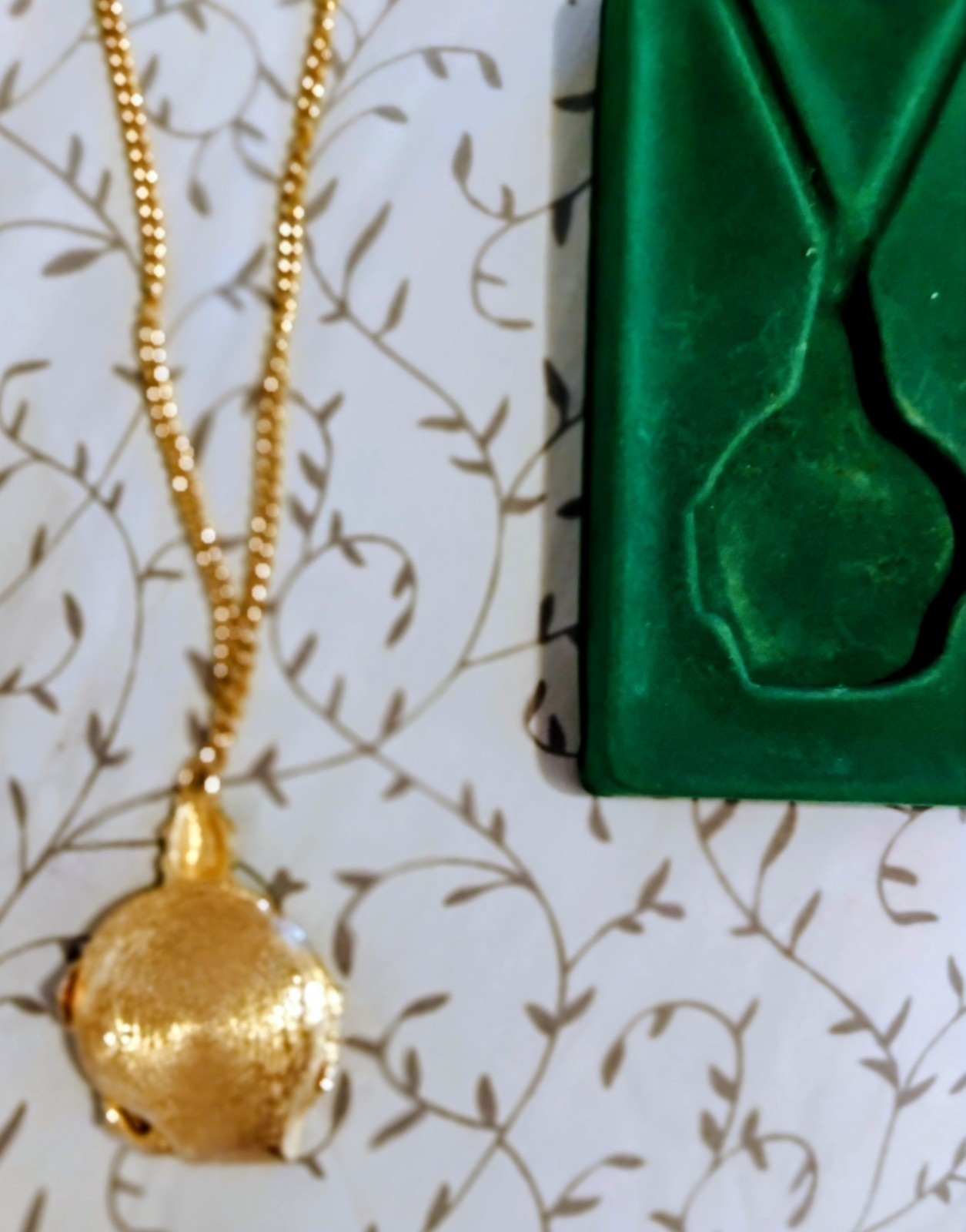 Vintage Revlon MOON DROPS Rajah’s Solid Elephant PERFUME LOCKET Rare 1970’s