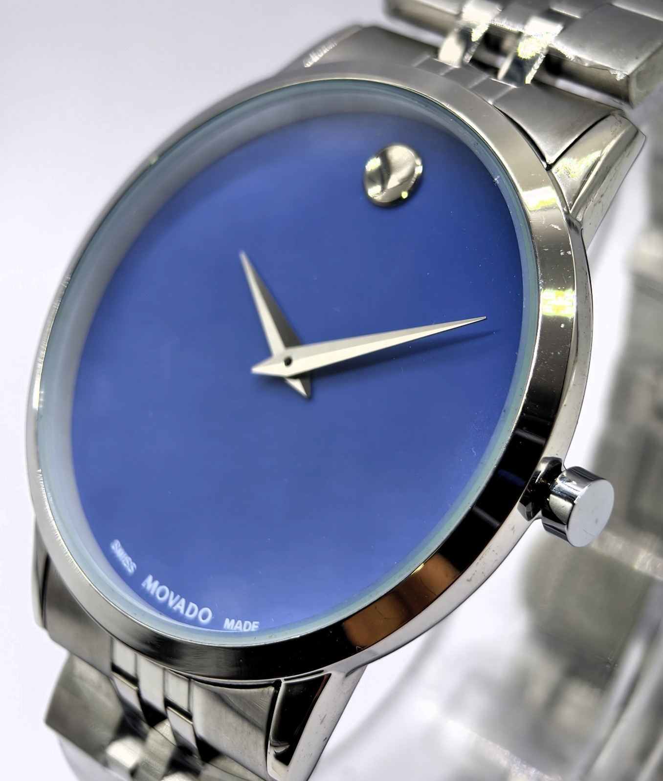 Amazing Movado Museum Classic Analog Quartz Men’s Wrist Watch