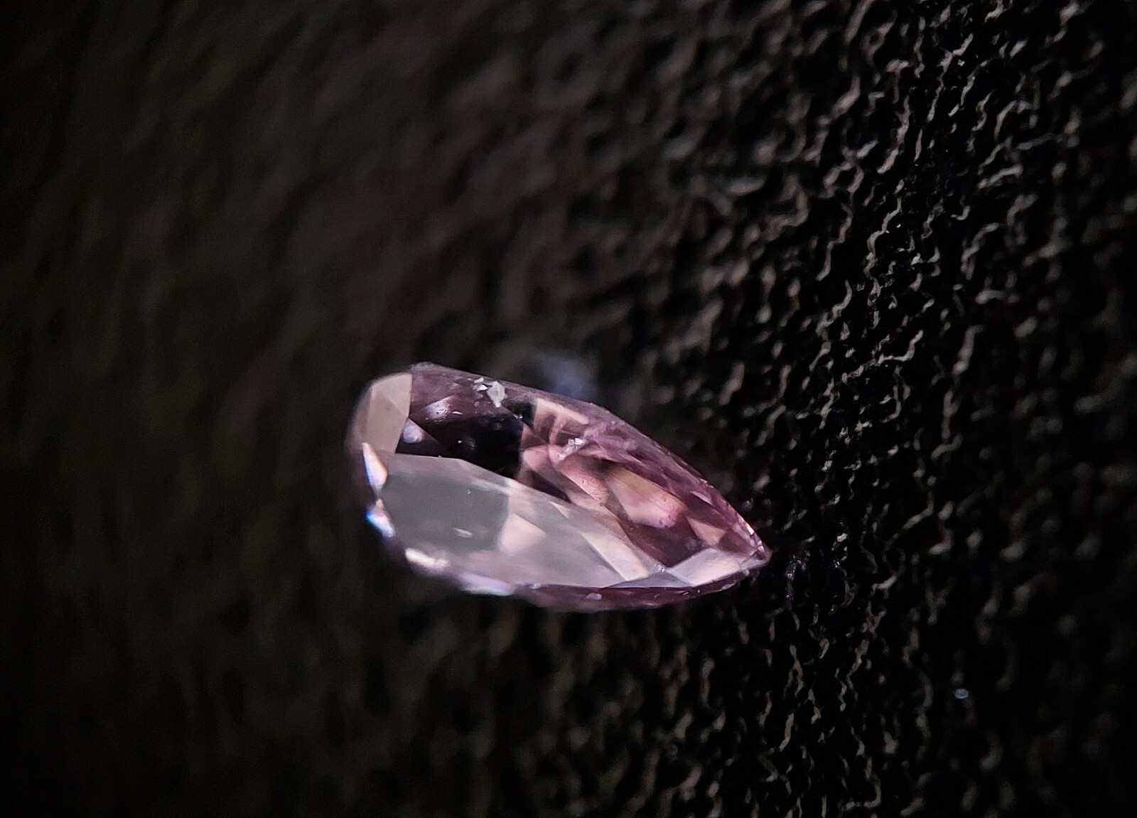 0.11ct AUSTRALIAN FANCY PUTPLISH PINK DIAMOND Pear Shape Clarity SI1 Unique Colo