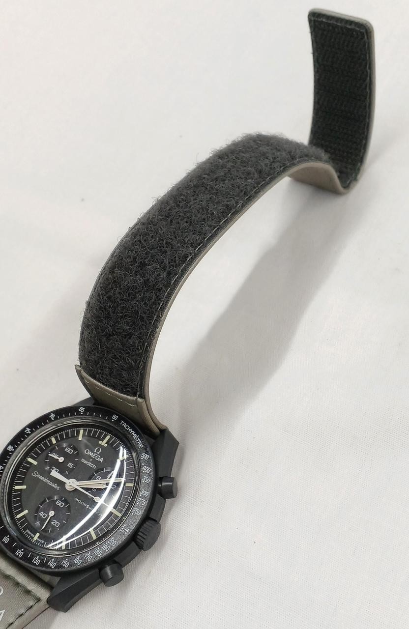 Omega x Swatch MoonSwatch SO33A100 Bioceramic Quartz Japan