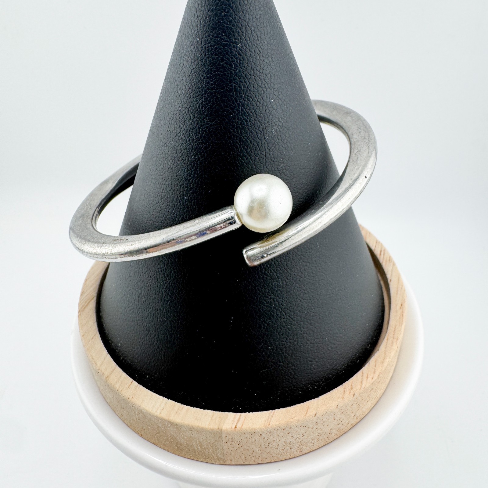 Vintage Silver Tone Open Ended Hinge Bangle Bracelet with Faux Pearl Accent
