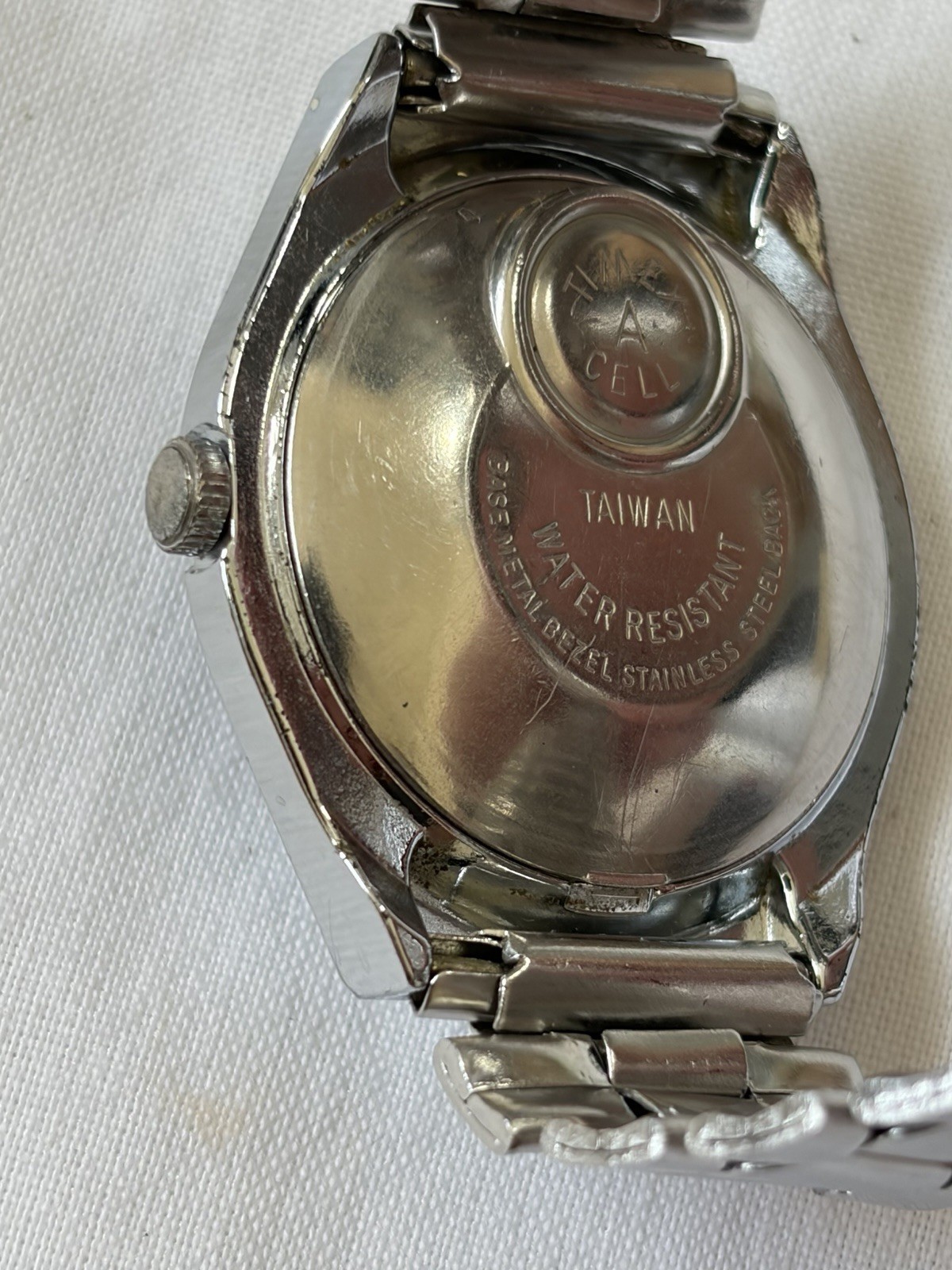 Vintage 1977 Timex Electric Dynabeat 26277 Maroon Dial Watch Runs