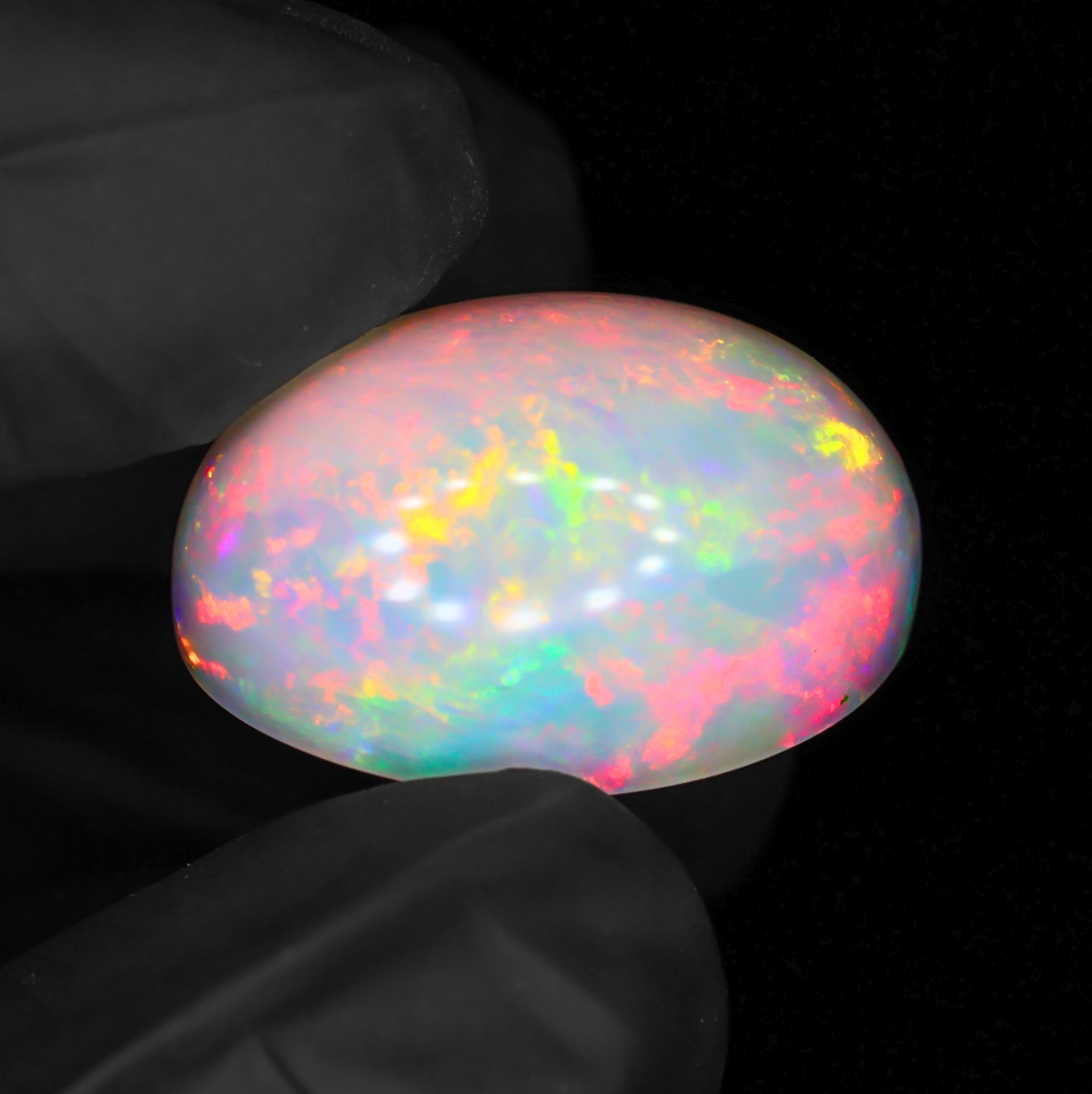 Natural Opal Cabochon 18.60 Ct Natural Welo Opal Gemstone 21.50x15x11.50MM