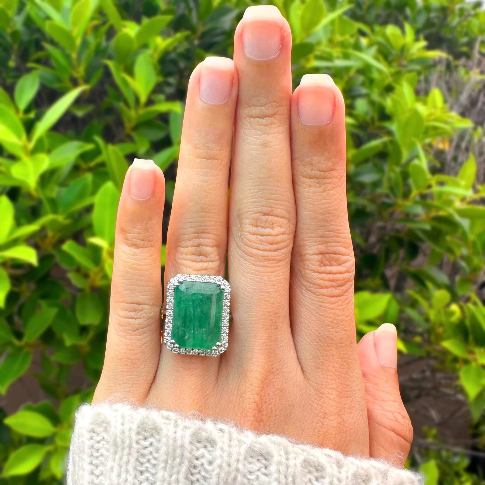 Bridal Gift 5.50CT Natural Green Emerald Women’s Ring 14k White Gold Certified