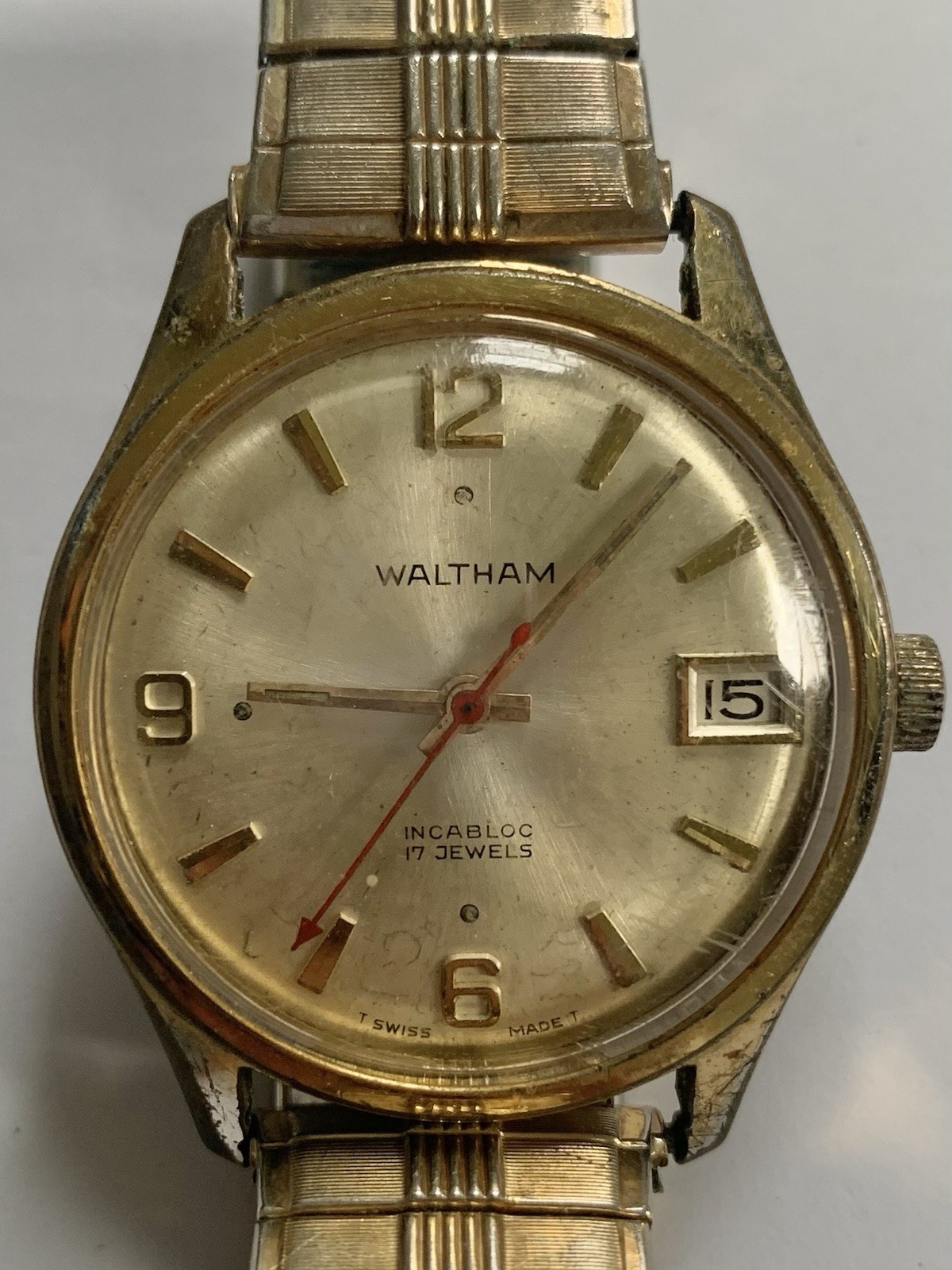 Vintage Waltham Mens Watch Gold Tone 17 Jewels Swiss Made Manual Wind Up