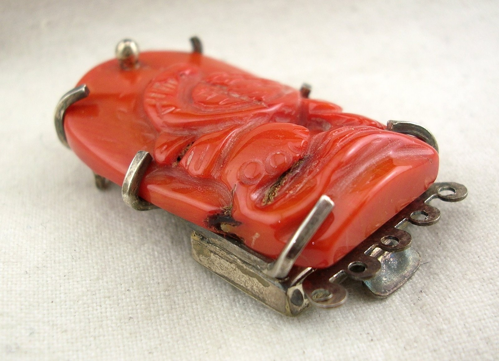 VINTAGE 925 SILVER CORAL AND TURTLE ENGRAVED NECKLACE CLASP