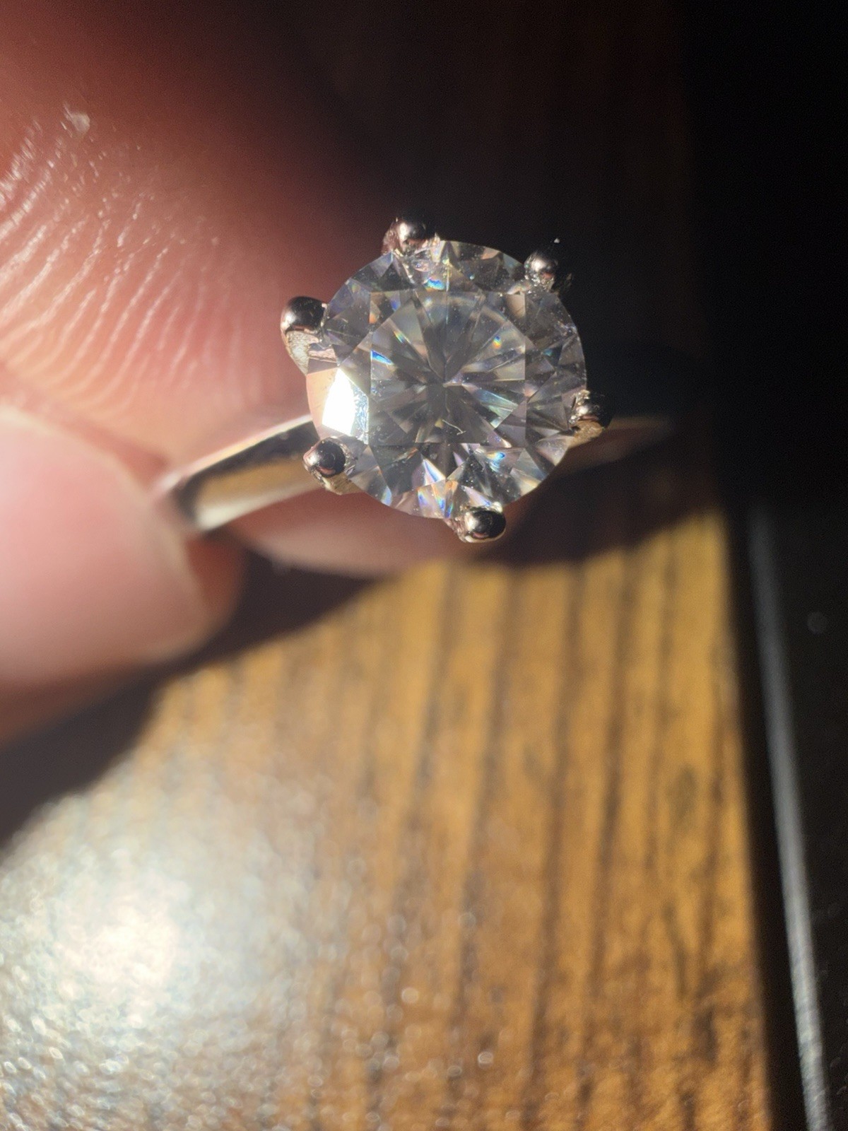VVS1 Moissanite stud ring