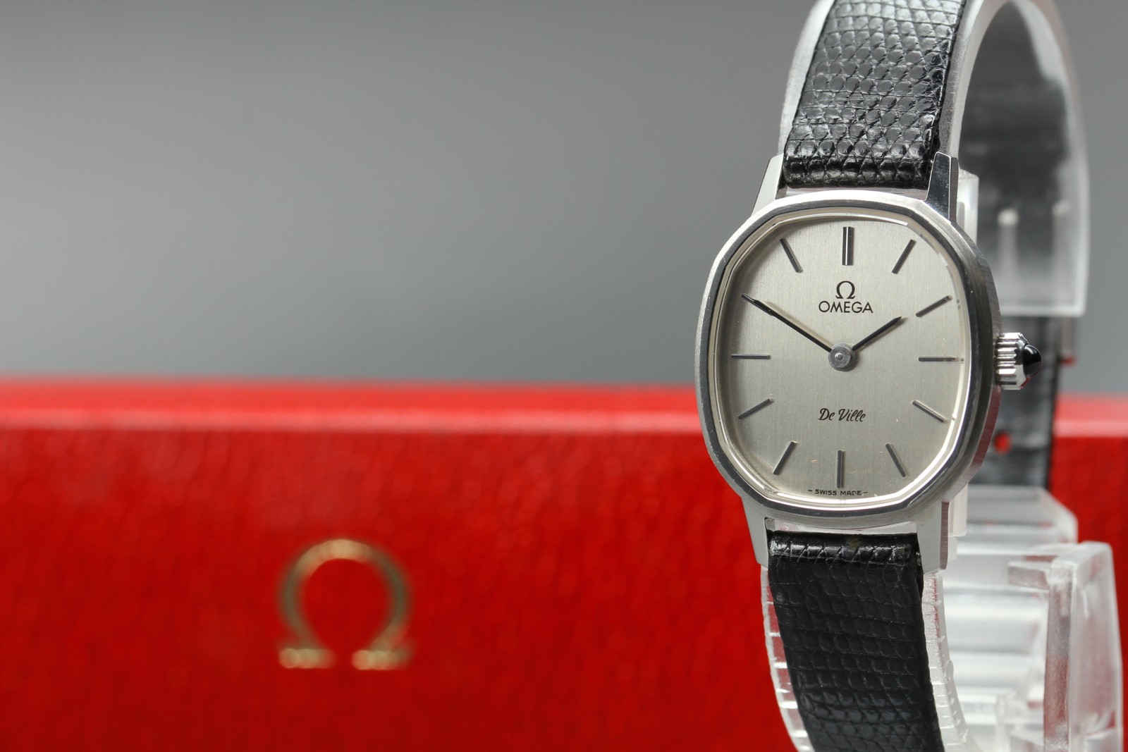 Vintage 1975 Omega De Ville Womens Watch Cal.625 Ref.511.0568 Manual From Japan