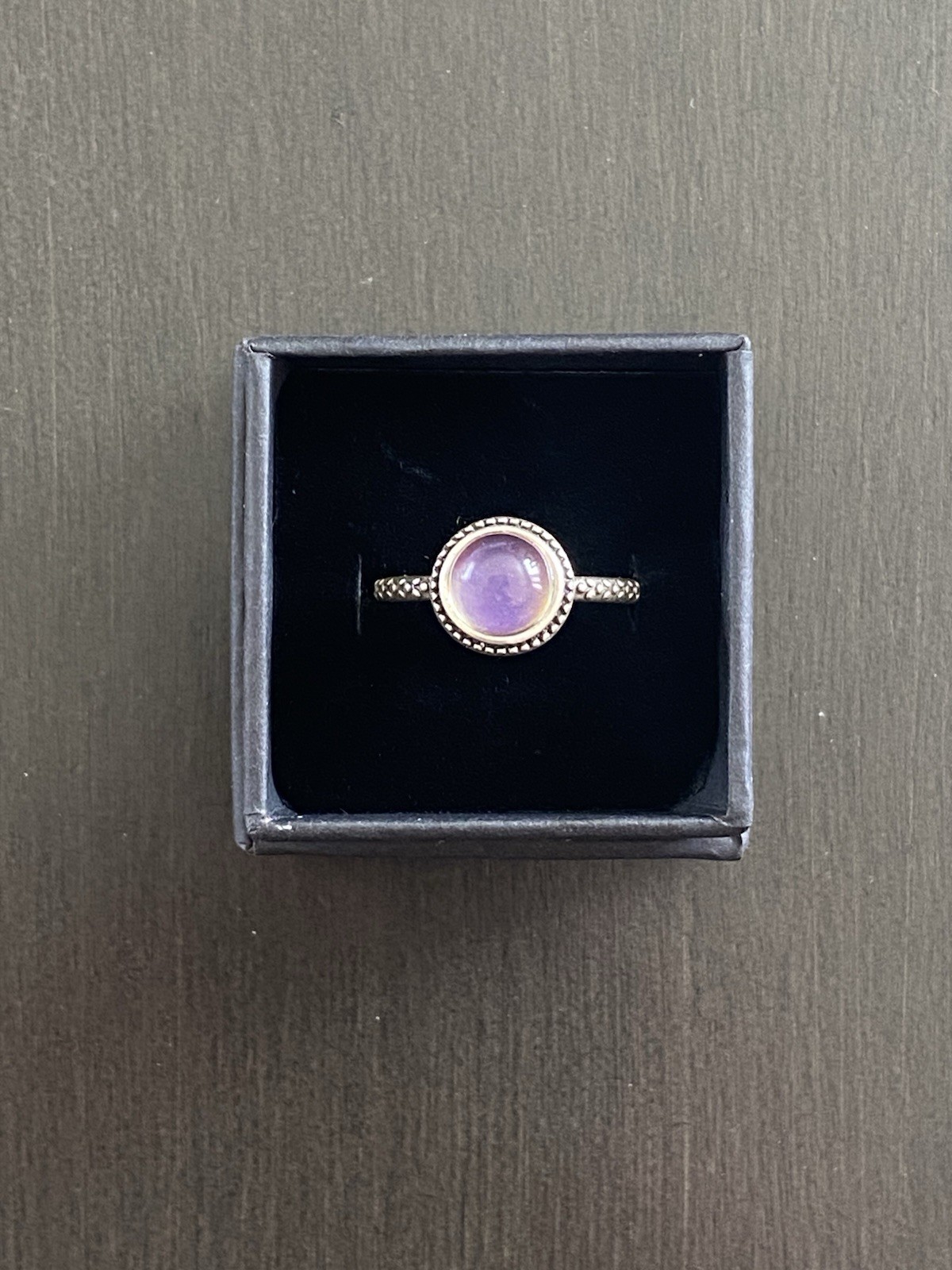 Sterling Silver S925 Round 8mm Stone Mood Ring Size 8 + Color Chart + Gift Box