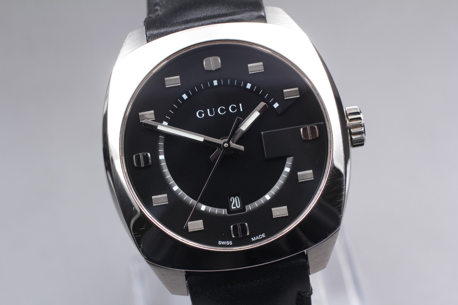 [Exc+5] Gucci GG2570 YA142307 Quartz Black Dial Date 40mm Men’s Watch from Japan