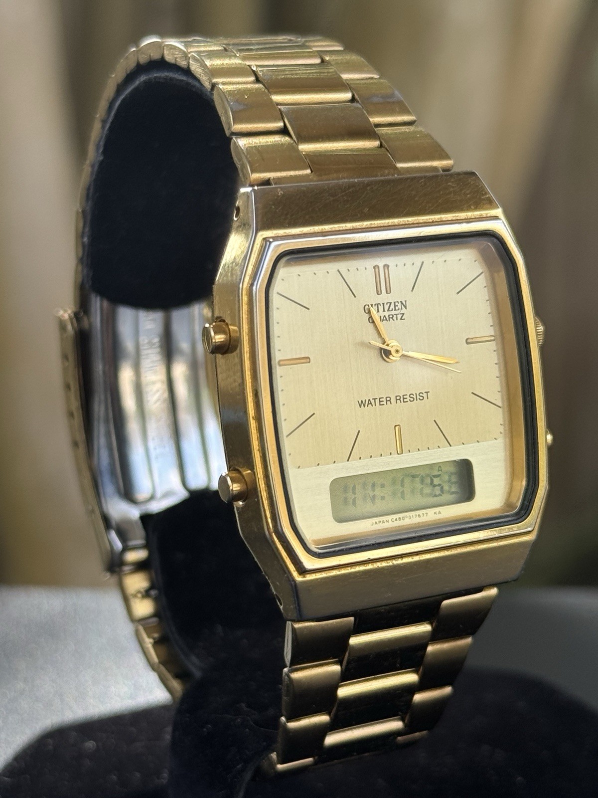 Citizen Quartz Vintage Analog-Digital LCD Gold Tone 31mm | Alarm Chrono Date