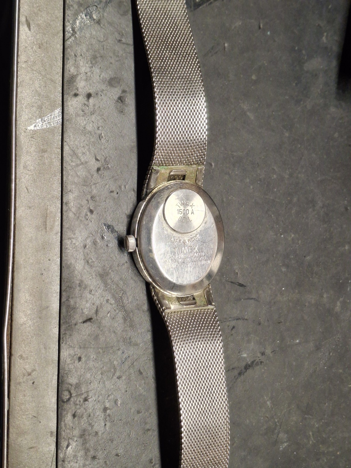 Timex Electric Dynabeat Silver Tone Grey Dial Mens Vintage 1970s 1975 Watch…