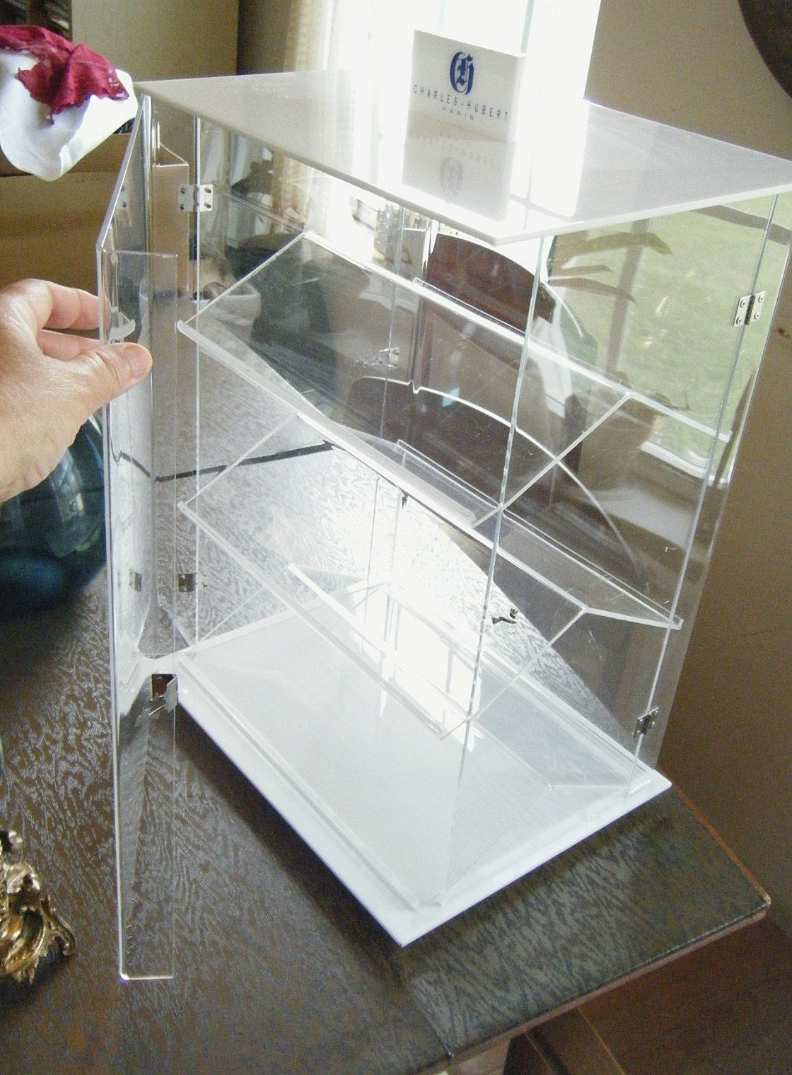 Vintage Charles Hubert Paris Rotating Countertop Lucite Watch Jewelry Display