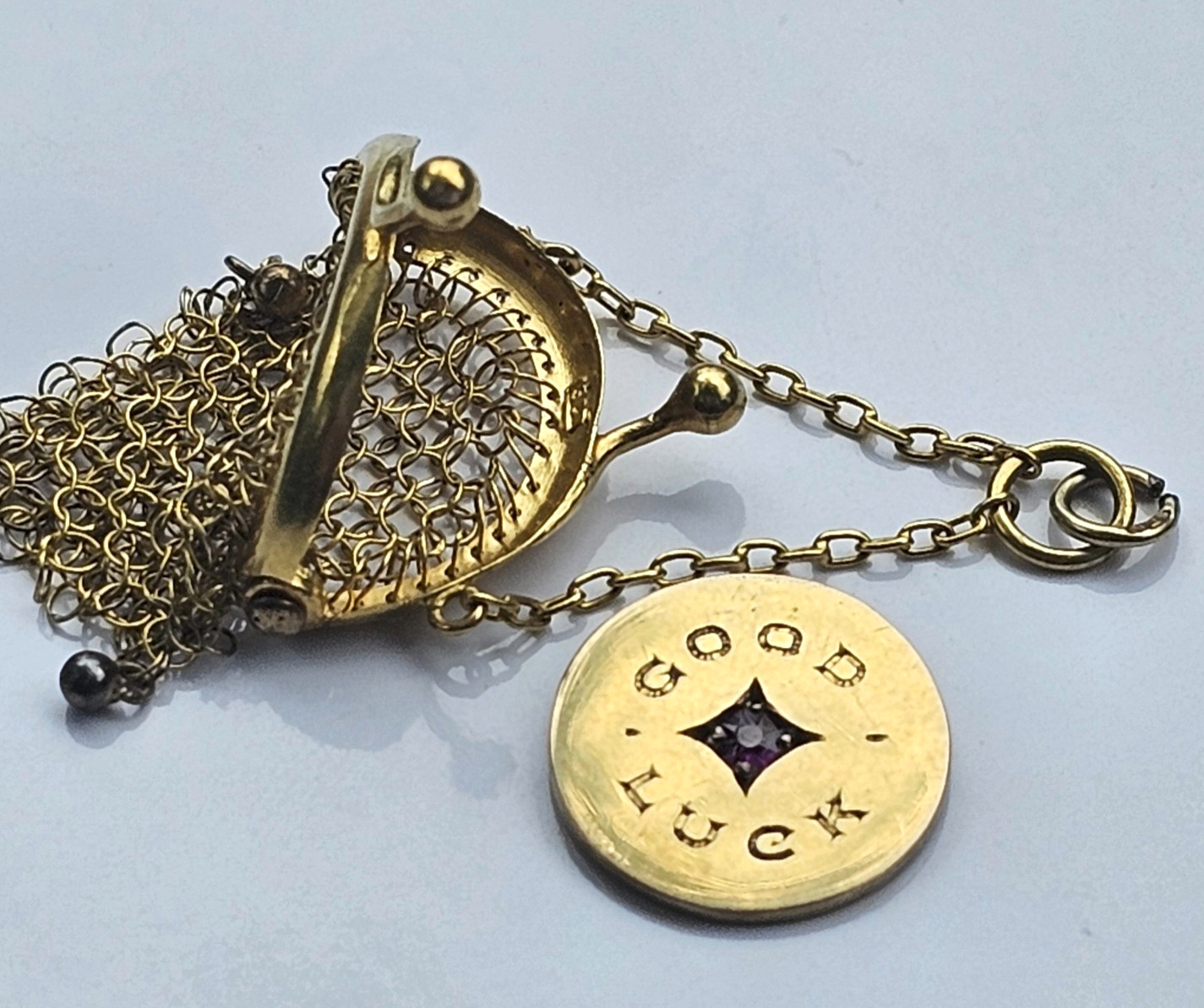 18K Gold Antique Mesh Purse Good Luck Love Token Coin Inside Charm Pendant 1905