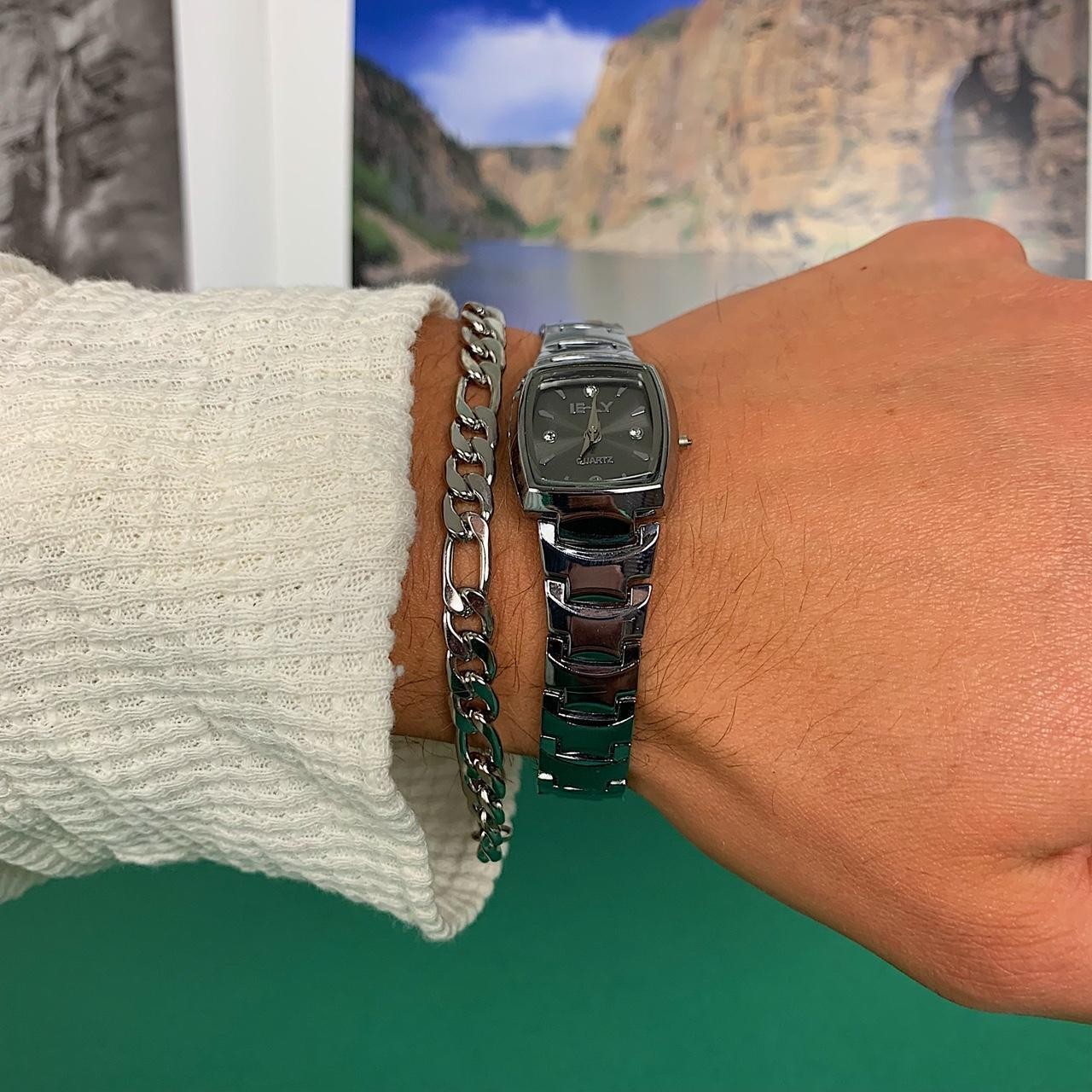 Classy Y2k 2000s vintage style essential minimalist retro stainless steel cute