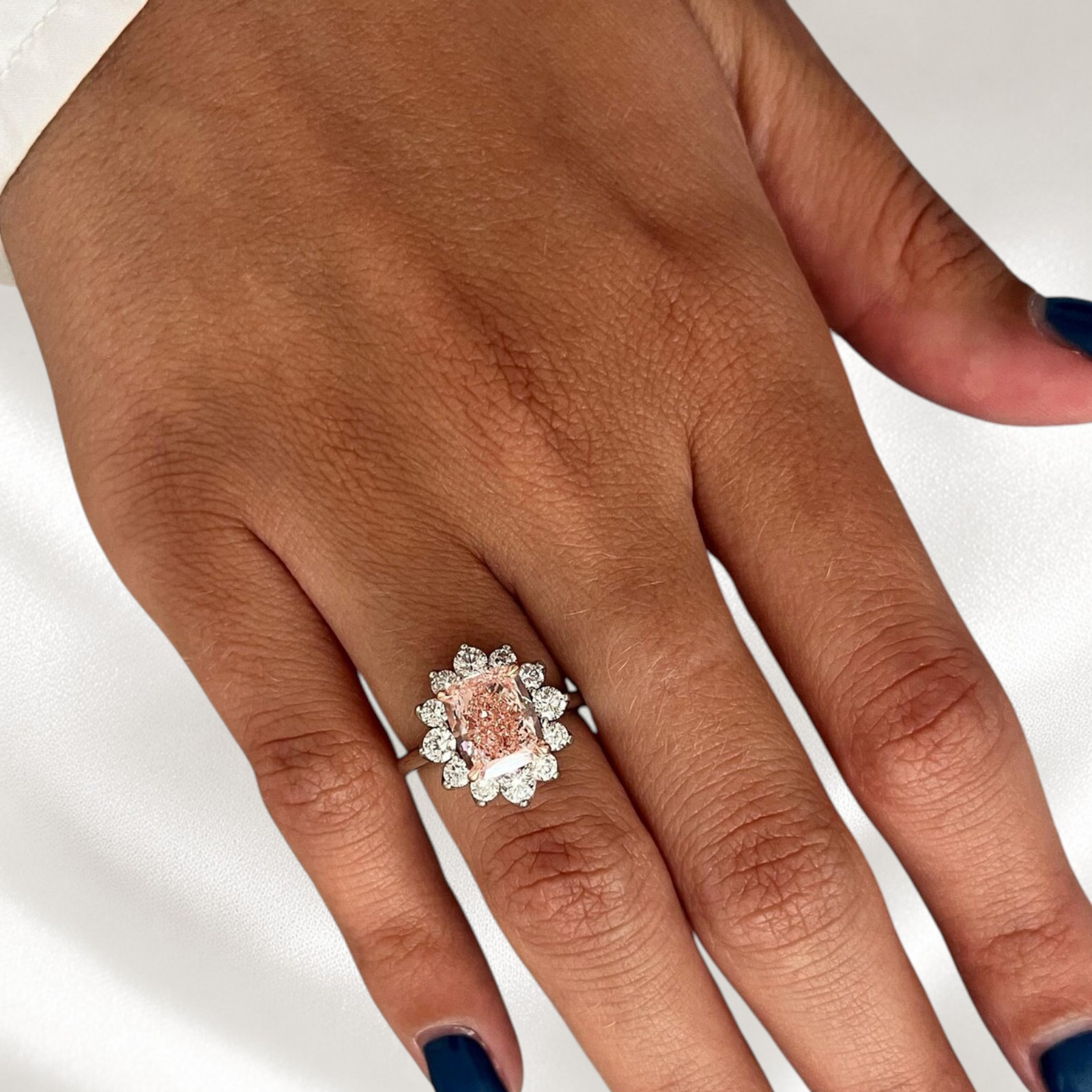 IGI Lab Created Diamond Ring Fancy Intense Pink 3.90 Ct Cushion Cut 950 Platinum