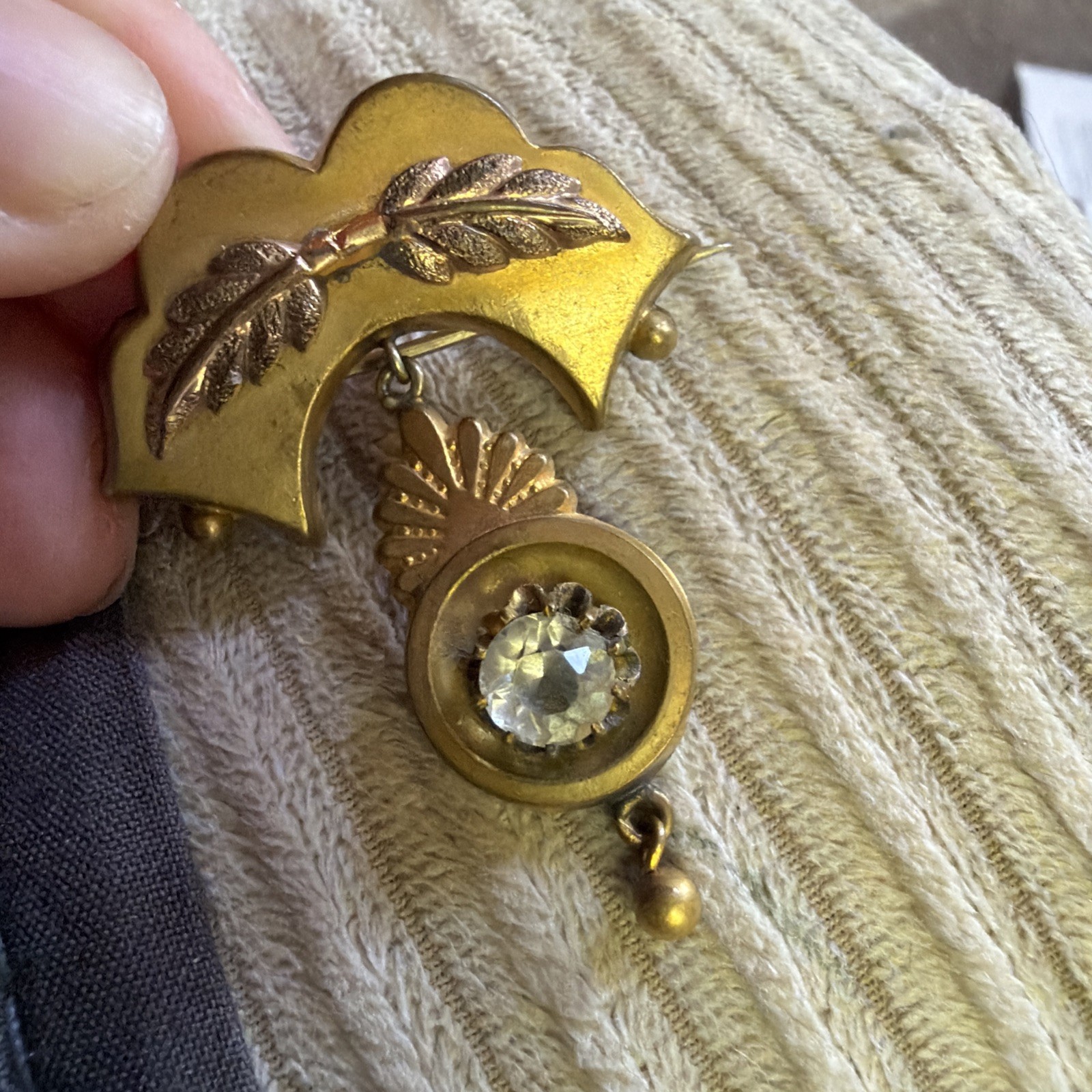 Antique Victorian Etruscan Hollow Gold Filled Dangle Brooch Pin Rose Gold Leaves