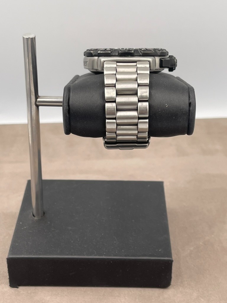 TAG Heuer Formula 1 Orange Men’s Watch CAH1113.BA0850 41mm Chronograph