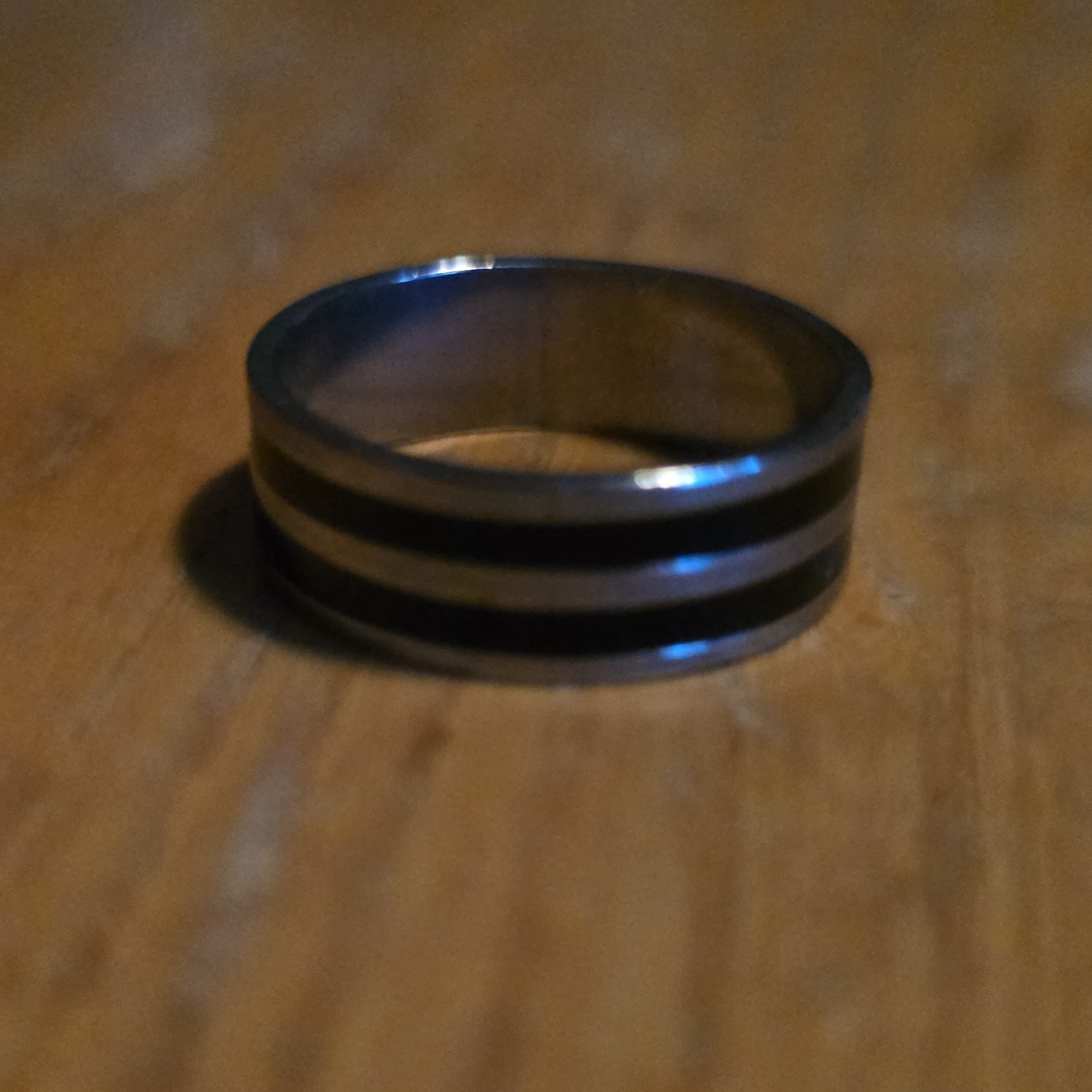 Black & Silver Tone Double Stripe Metal Band Ring Size 9.25 No Stone