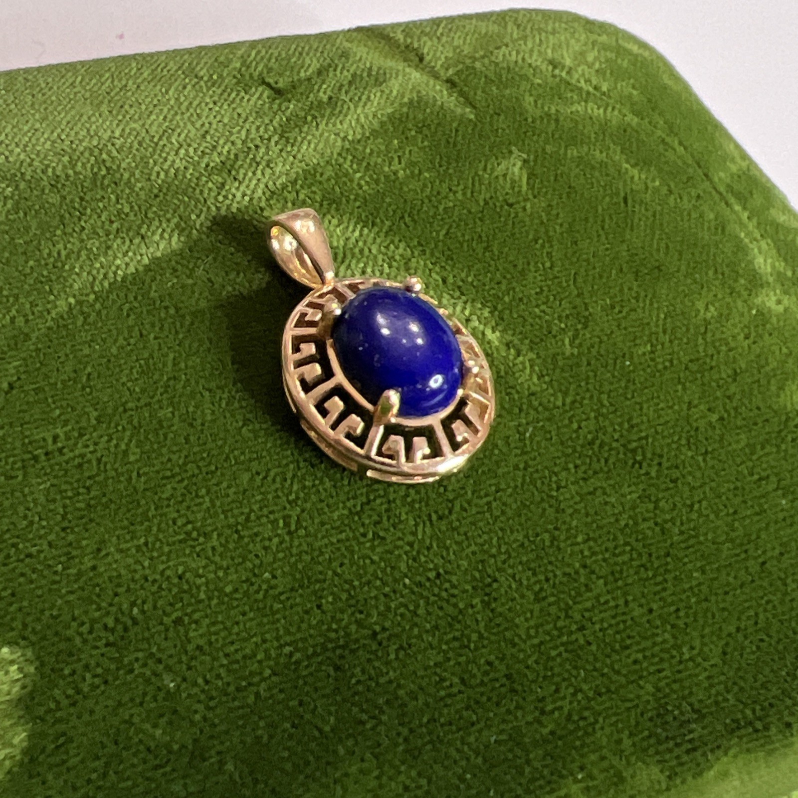 Vintage 14k Yellow Gold Lapis Lazuli Greek Key Oval Pendant