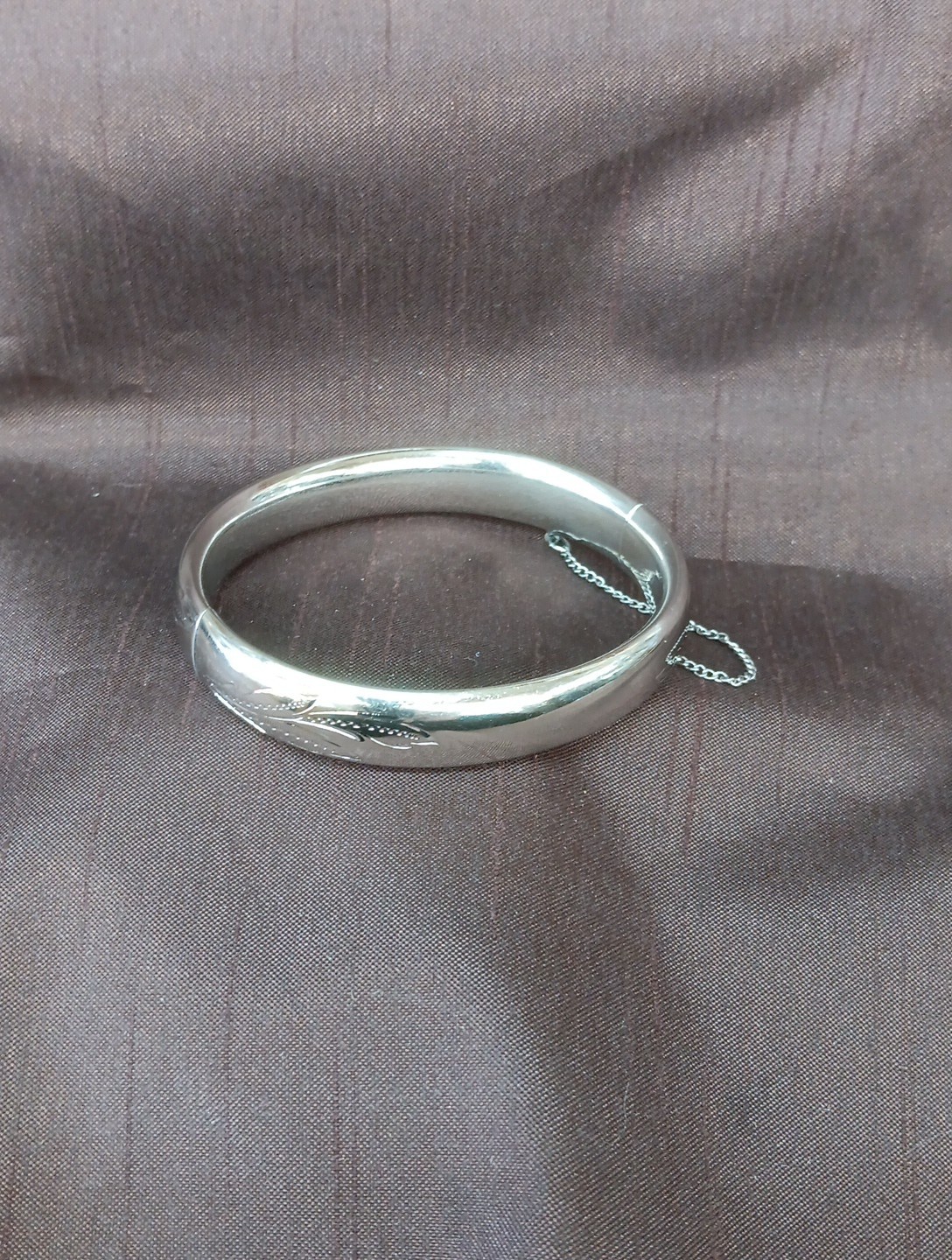 Vintage B.A.B Sterling Silver Hinded Bangle with Safety Chain 27 Grams