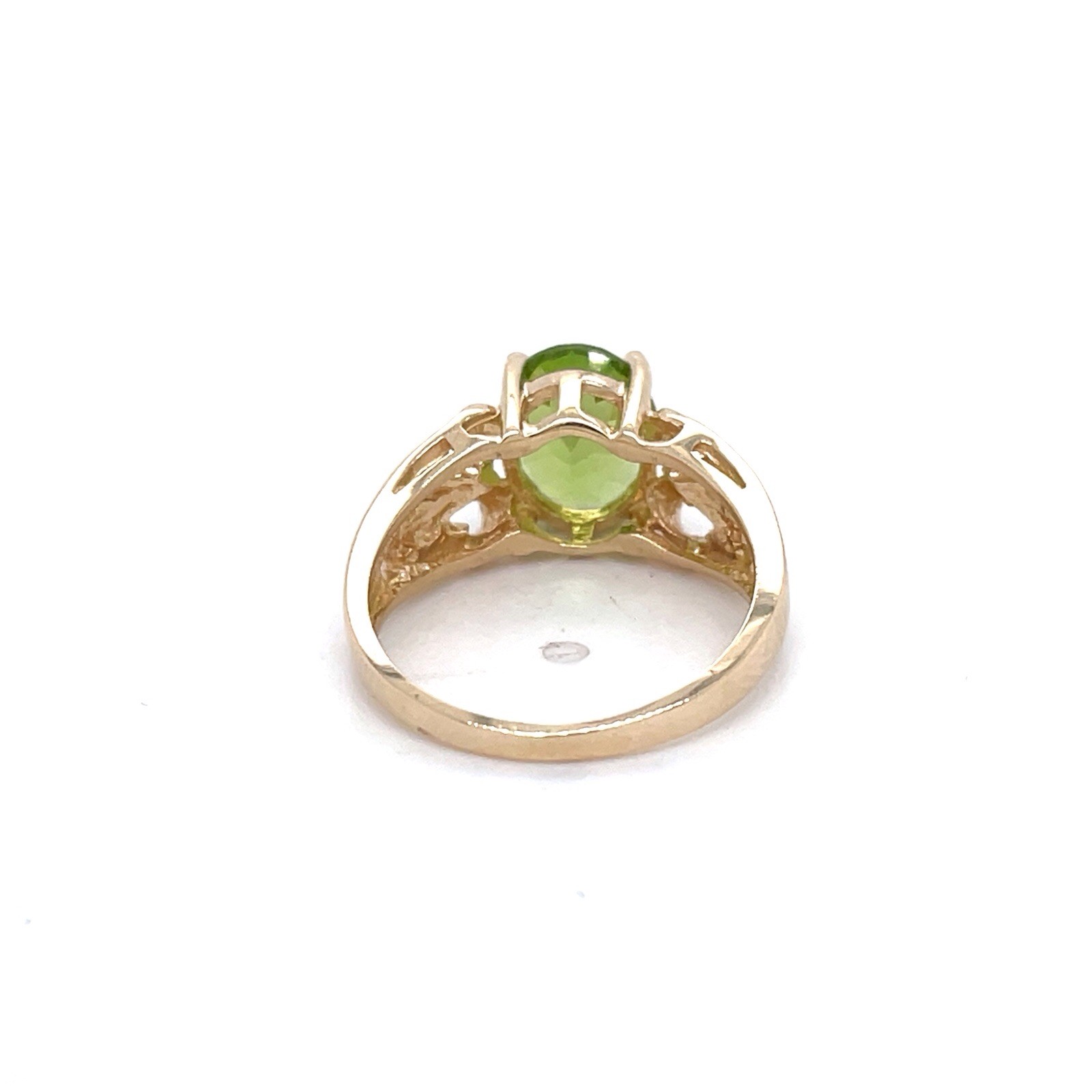 10k Yellow Gold 1.9 Ct Oval Peridot Filigree Ring Size 5 1/4 – 2.4 Grams