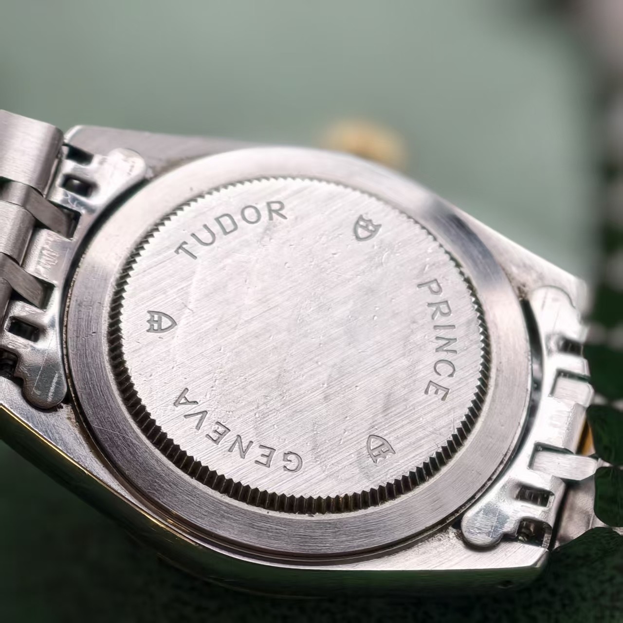 Tudor 10 Graph scale Champagne Dial Prince Date 74033 Men’s Watch Automatic 34mm