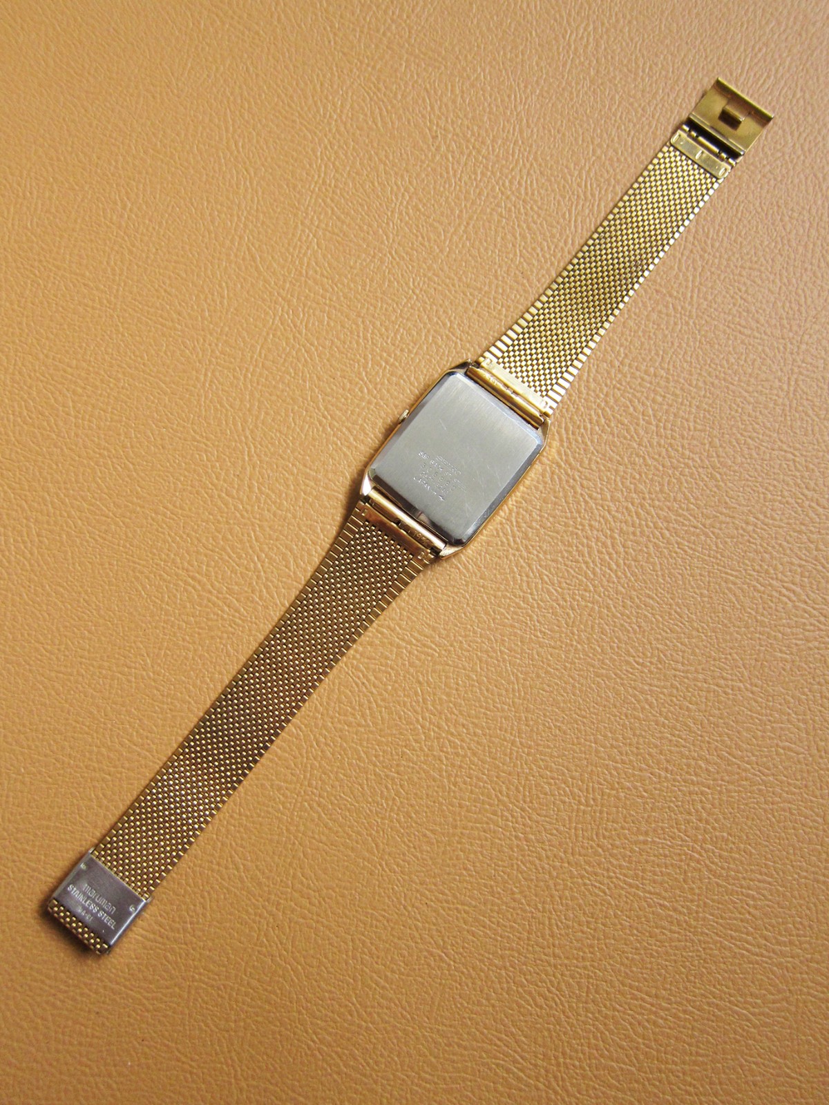 SEIKO 2621-5240 Chariot Gold-Plated Men’s Quartz Watch (MADE IN JAPAN)