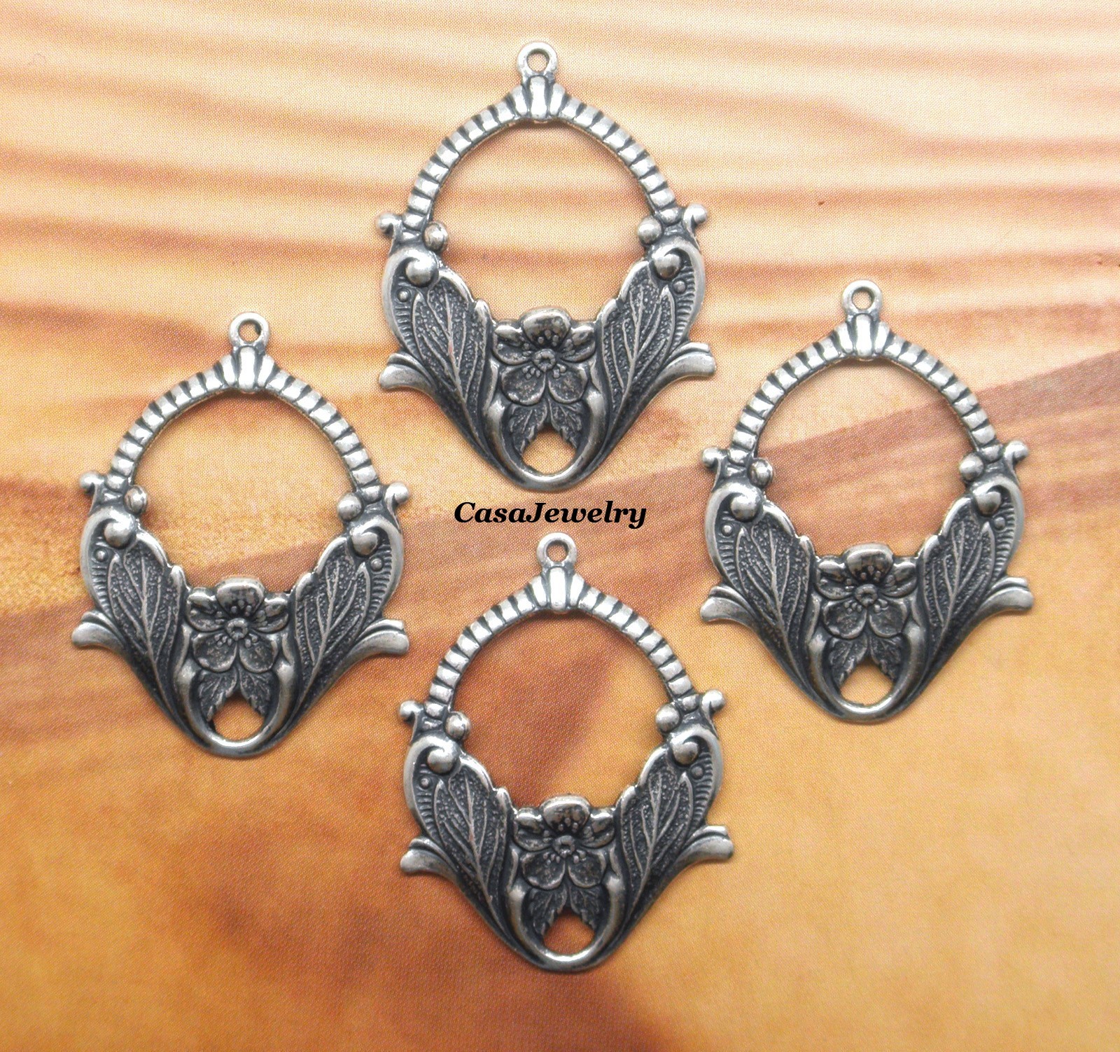 #0136 ANTIQUED .925 STERLING SILVER PLATED BASKET W/TOP HANG RING – 4 Pcs