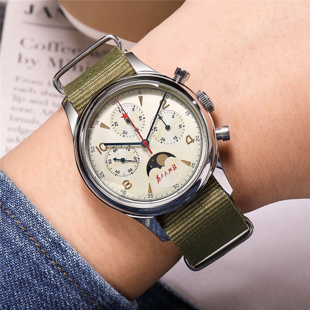 SEAKOSS Vintage Mechanical Watch with Seagull Movement: Moon Phase Chronograph