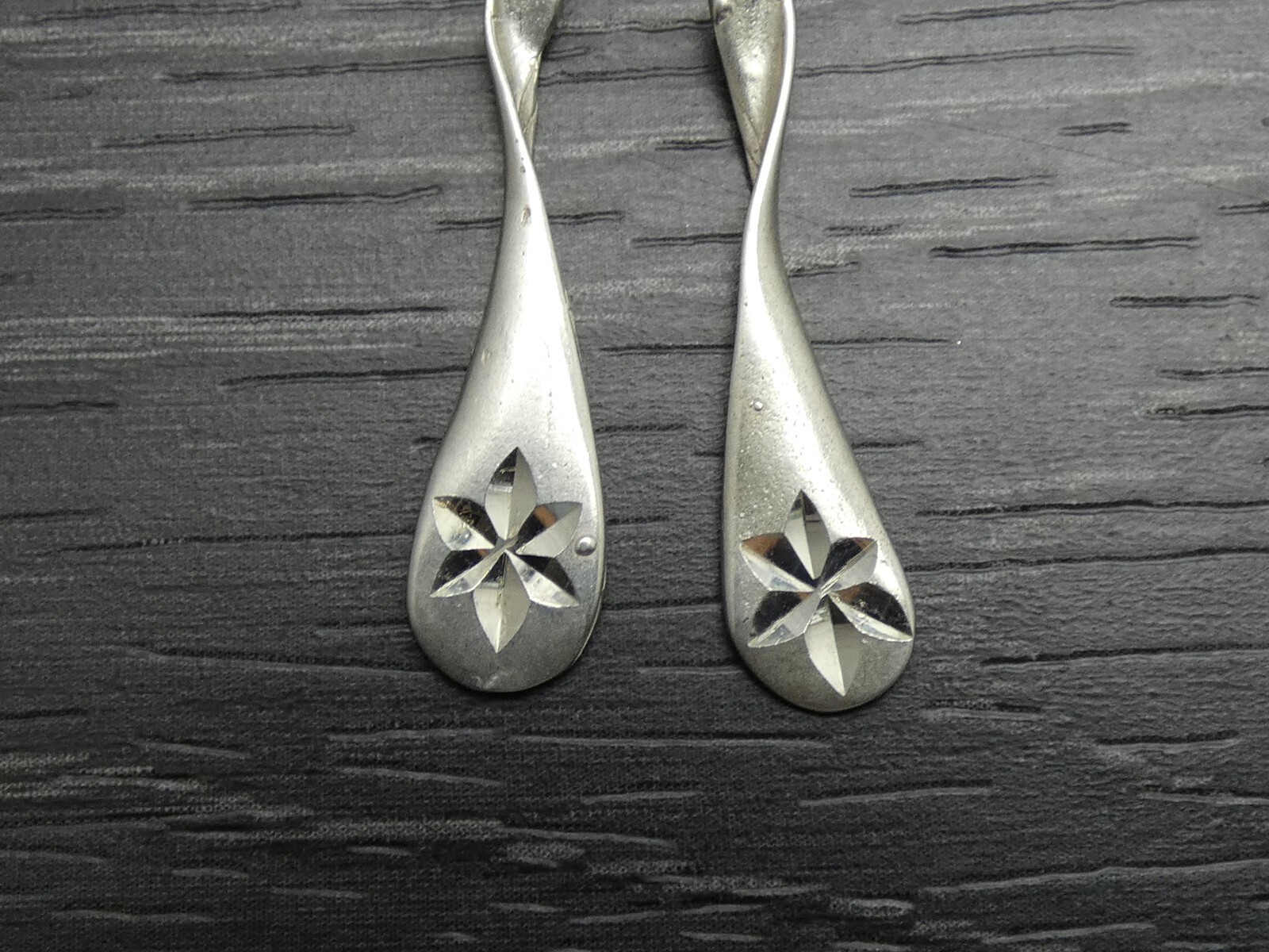 Vintage Sterling Silver Twisted Star Longer Teardrop Reflective Hook Earrings
