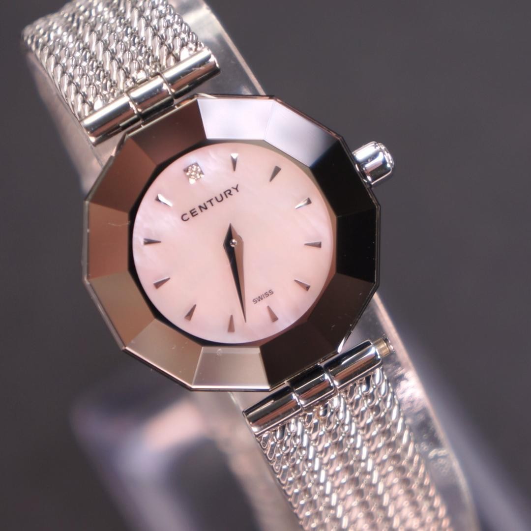 Century Time Gem Shell Dial 1P Diamond Pink Watch Japan 0715326