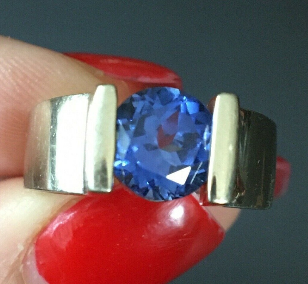 $2,000 14k White Gold Solitaire Engagement Ring Modern Tension Mount Setting 9g