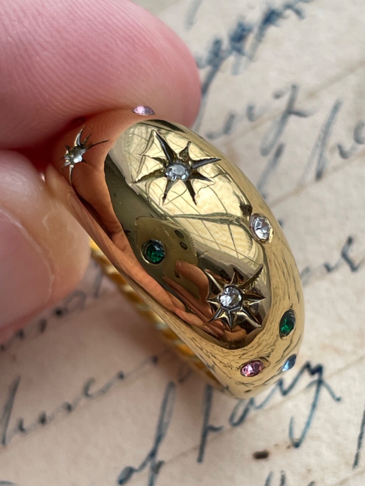 Beautiful Vintage Estate Styled Starburst Ring Beautiful Stones! WOW! Sz 7!!!
