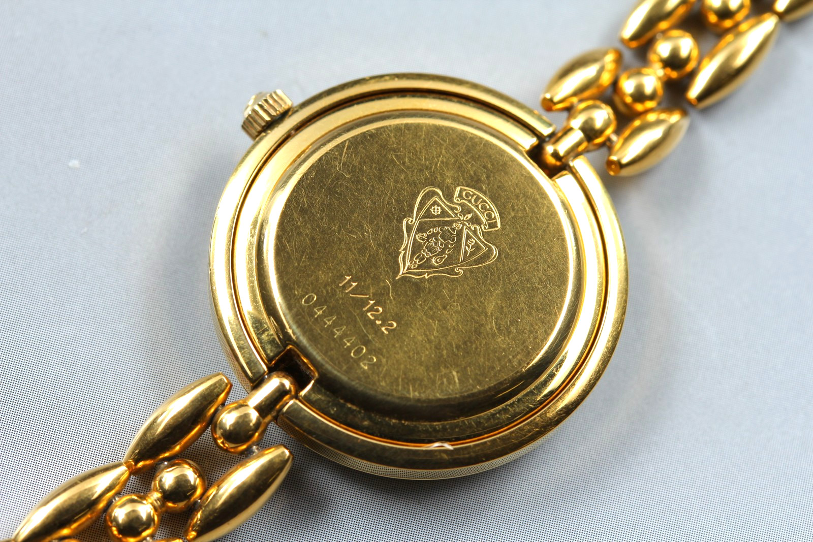 [Near MINT] GUCCI Change Bezel 11/12.2 26mm Gold Quartz Women’s Watch From Japan