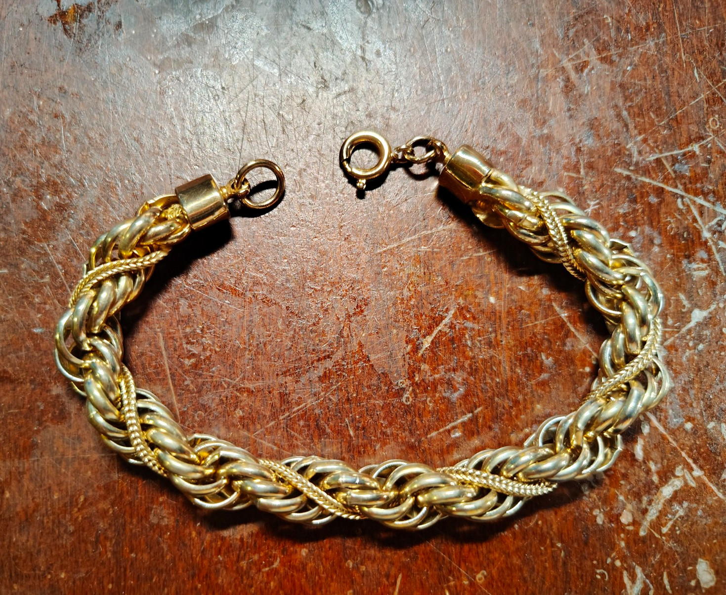 Gold Tone Twisted Rope Chain Bracelet Spring Ring Clasp Link No Stone