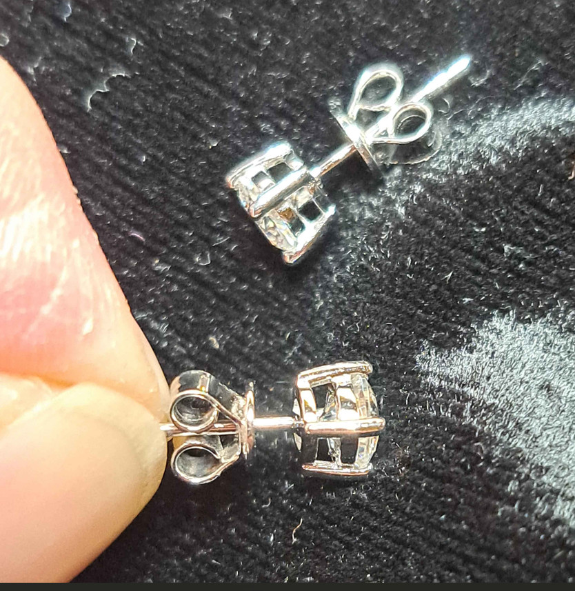 Real 0.1-3CT GRA Test Passed Moissanite Stud Earrings for Women Men S925 Silver
