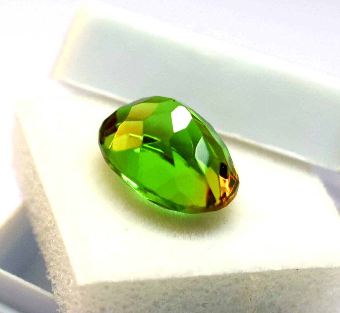 AAA+ Gemstone 8-9 Ct Oval Cut Certified Color Changing Natural Alexandrite