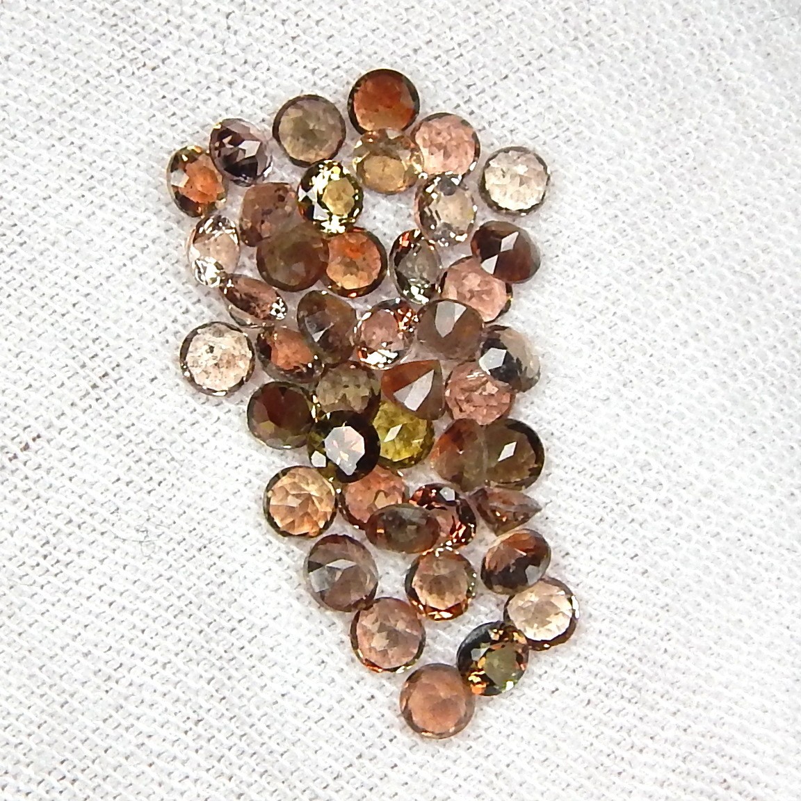 Lot of 10 Andalusite Pleochroic Flash Natural Mined Unheated 3mm Faceted Round