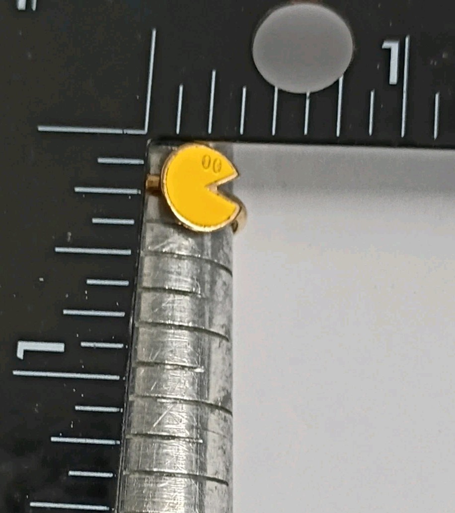 Vintage NOS Mrs Pac-Man Birthday Metal Stud Earrings Mr Pac Man Adjustable Ring