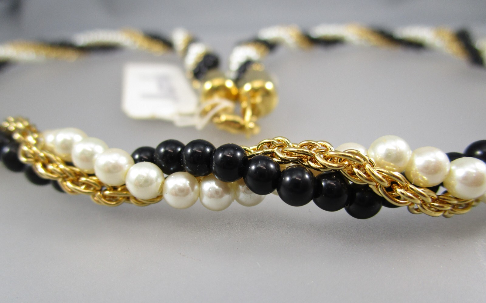 NOS Vintage MARVELLA Black Beads Gold Wrapped Chain Faux Pearl 24″ Necklace 8052
