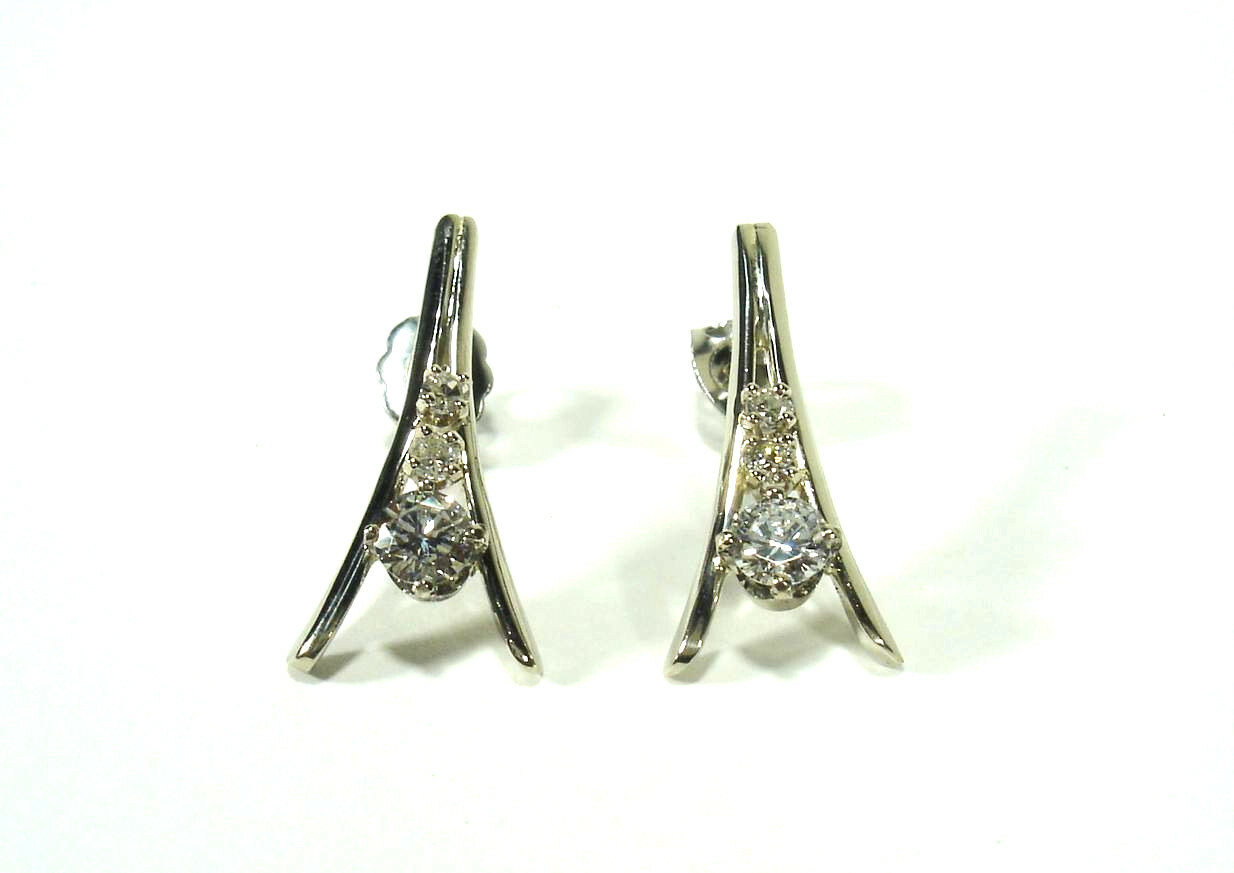 (0.66 ctw ) Diamond Earrings (3 Diamond Wishbone Design) – 14k white GOLD