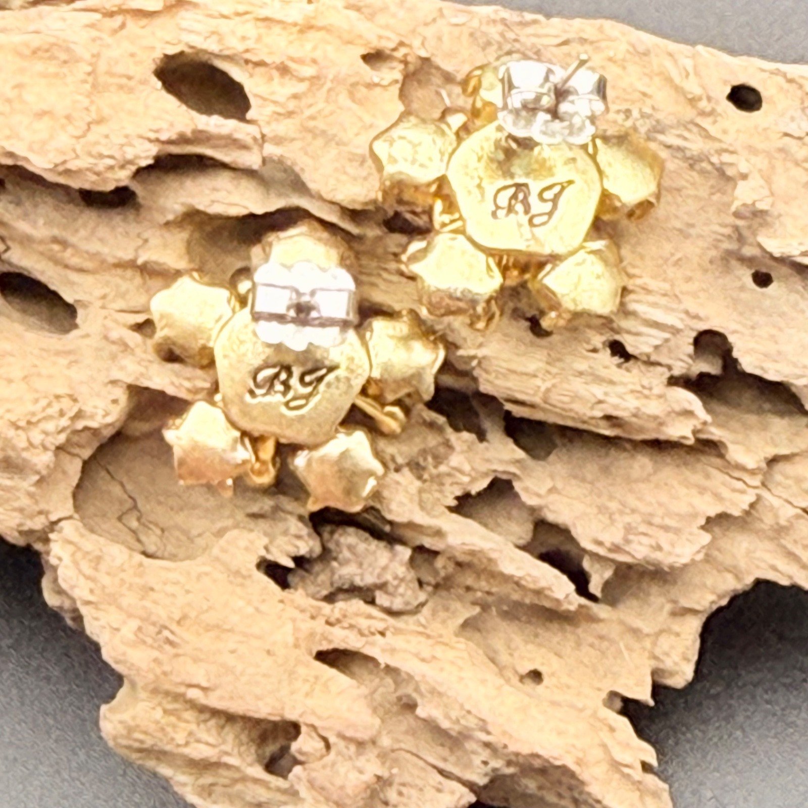 Signed Beatrix BJ Faux Opal AB Rhinestone Gold Tone Clip On Earrings Vintage
